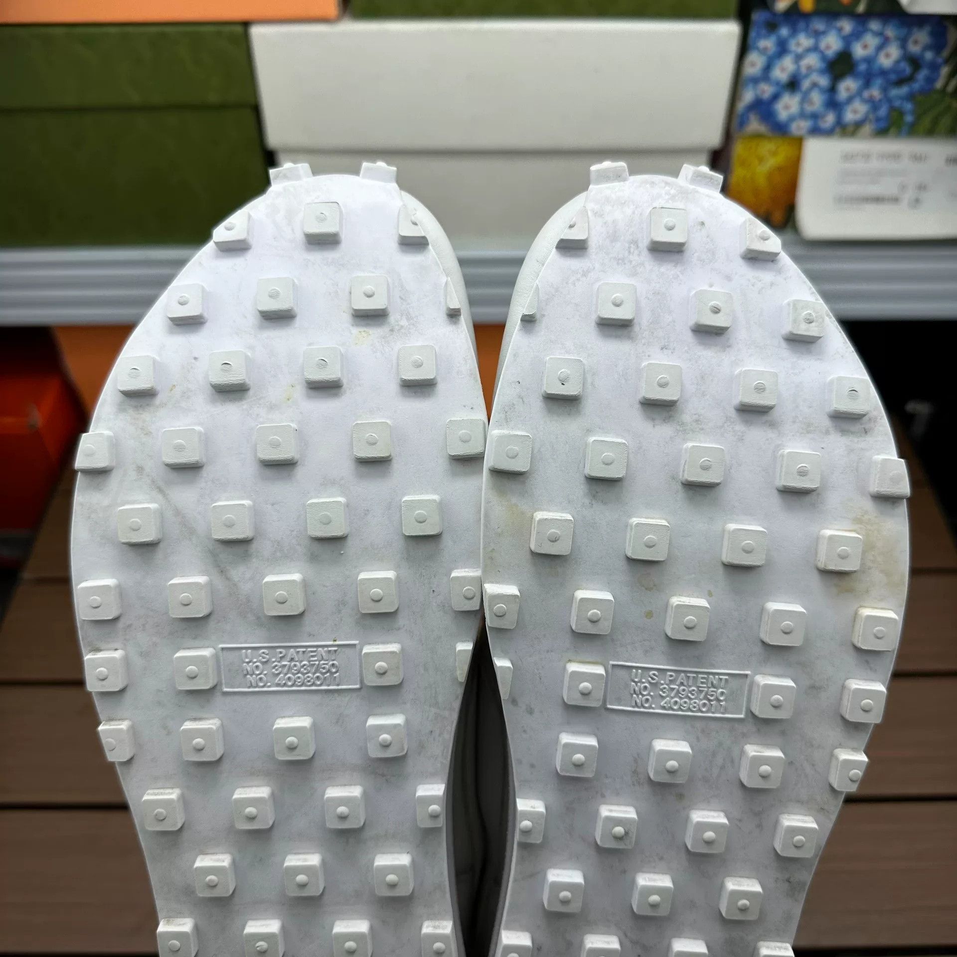 Sacai Sacai Collab White Lowtop Sneakers 9 Men Size US 9 / EU 42 - 7 Thumbnail