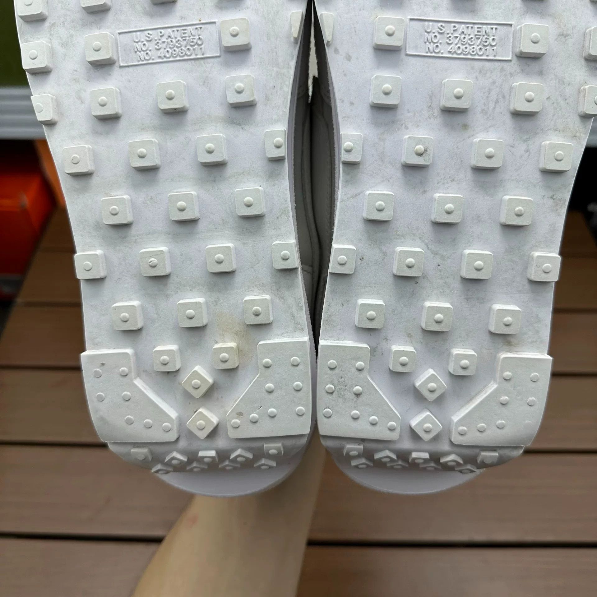 Sacai Sacai Collab White Lowtop Sneakers 9 Men Size US 9 / EU 42 - 8 Thumbnail