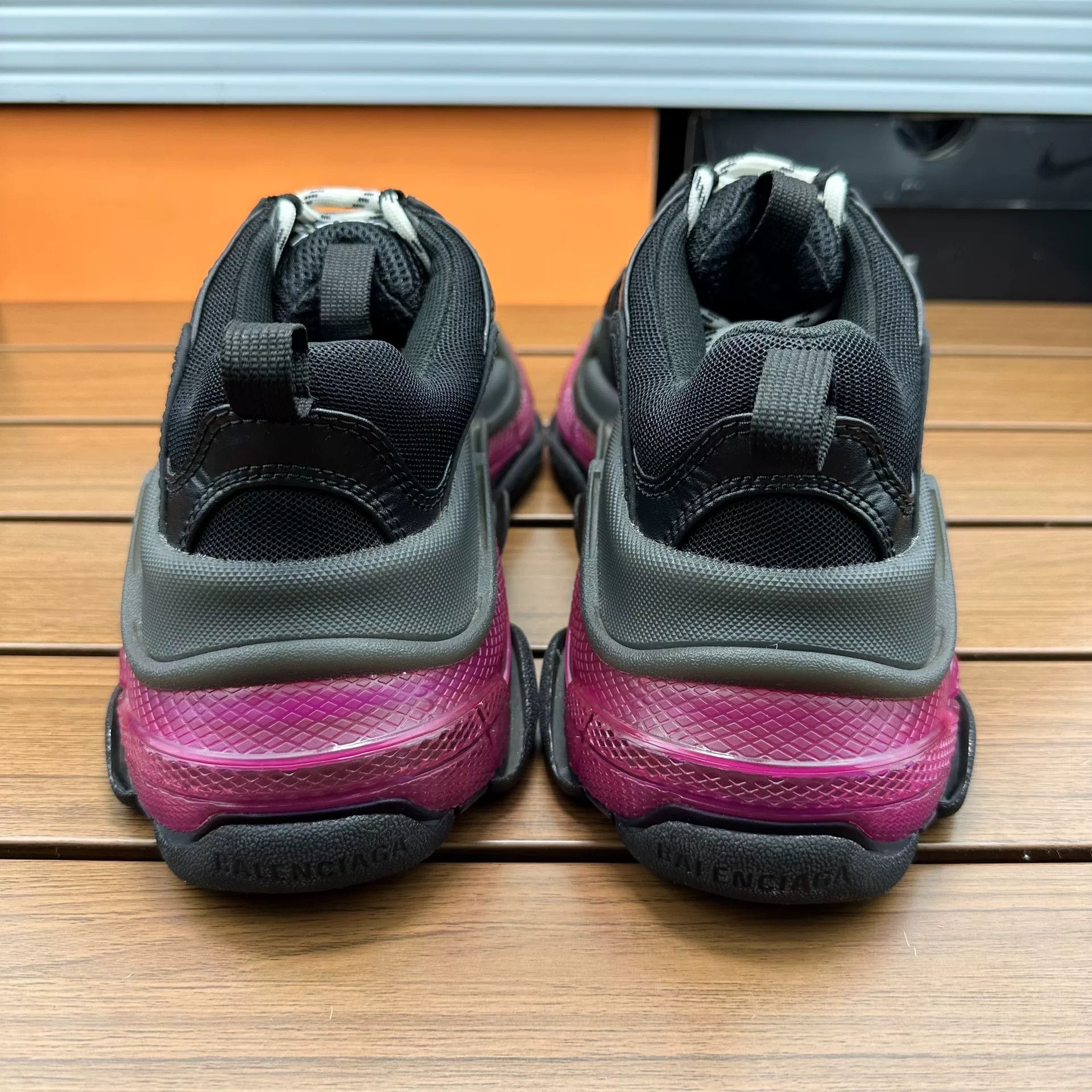 Balenciaga Balenciaga Purple Lowtop Sneakers it_36 Women Size US 6 / IT 36 - 5 Thumbnail