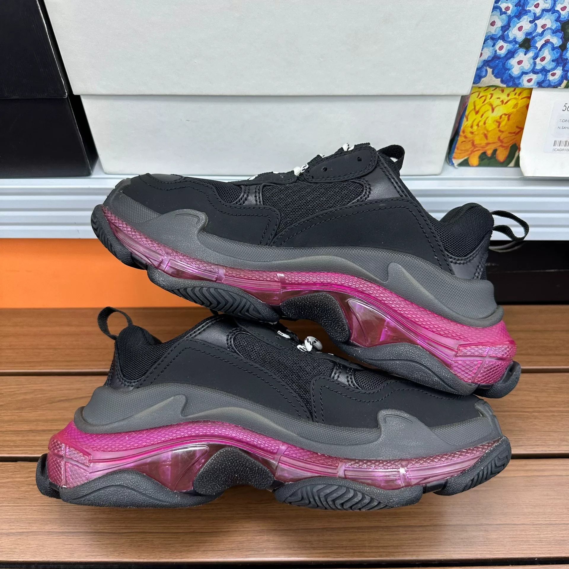 Balenciaga Balenciaga Purple Lowtop Sneakers it_36 Women Size US 6 / IT 36 - 2 Thumbnail