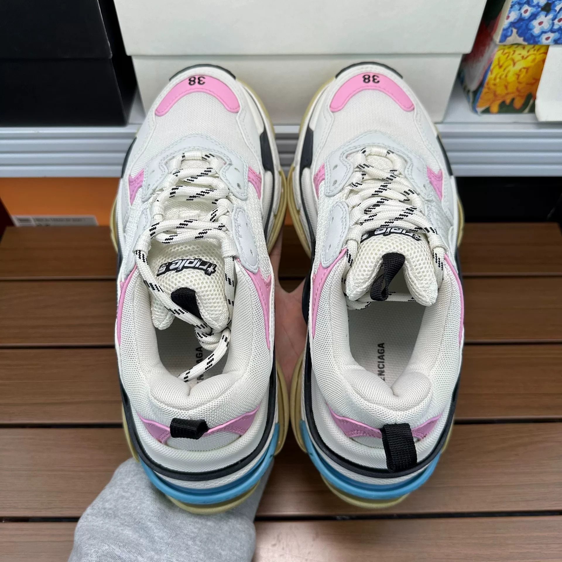 Balenciaga Balenciaga Pink Lowtop Sneakers it_38 Women Size US 8 / IT 38 - 4 Thumbnail