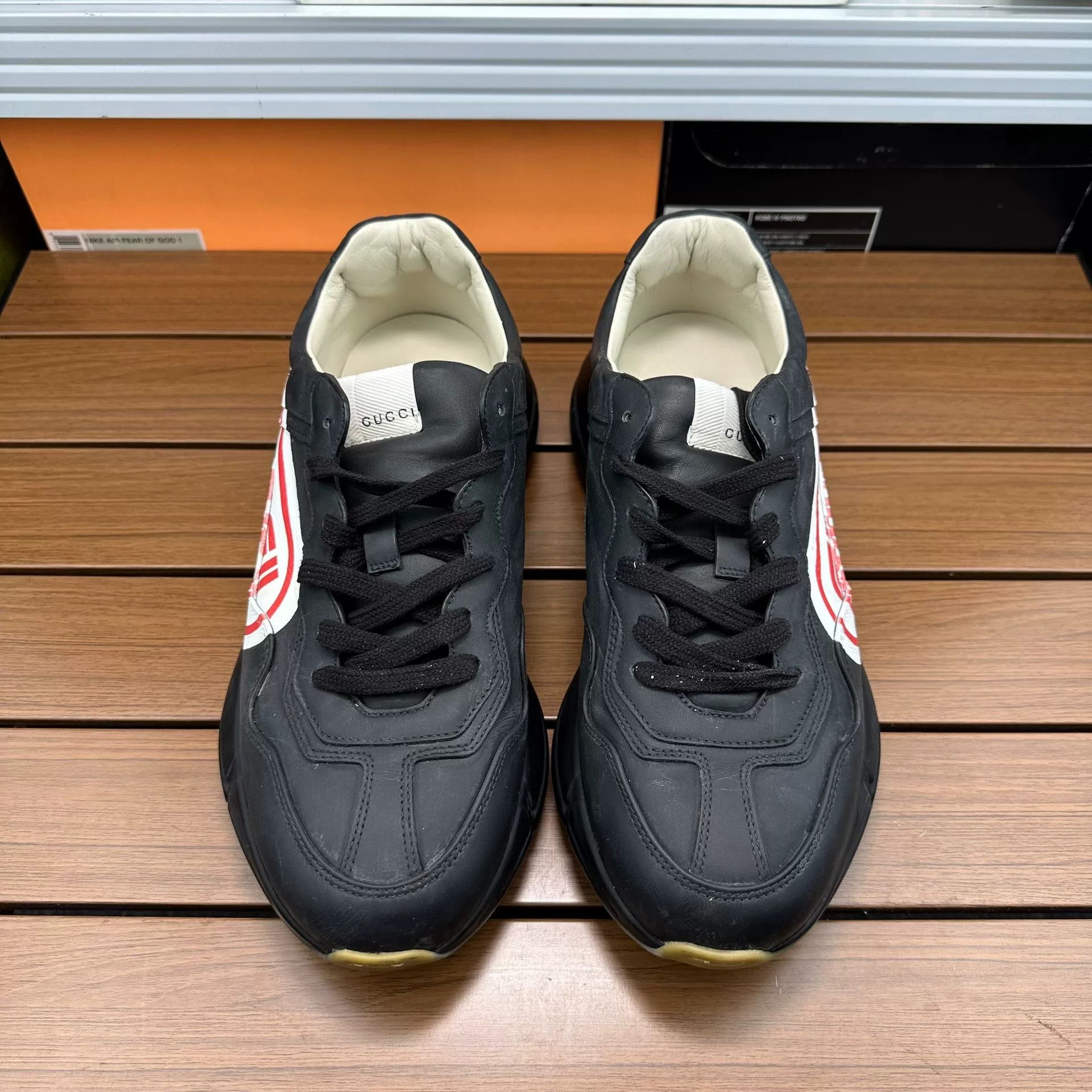 Gucci Gucci Black Lowtop Sneakers 9 Men Size US 9 / EU 42 - 3 Thumbnail