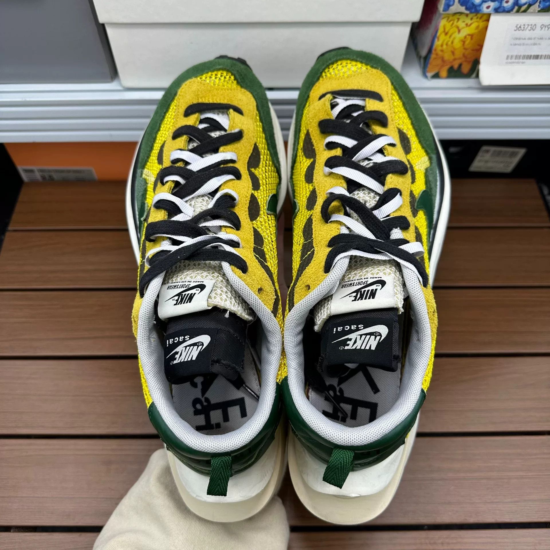 Sacai Sacai Collab Yellow Lowtop Sneakers 12 Men Size US 12 / EU 45 - 4 Thumbnail