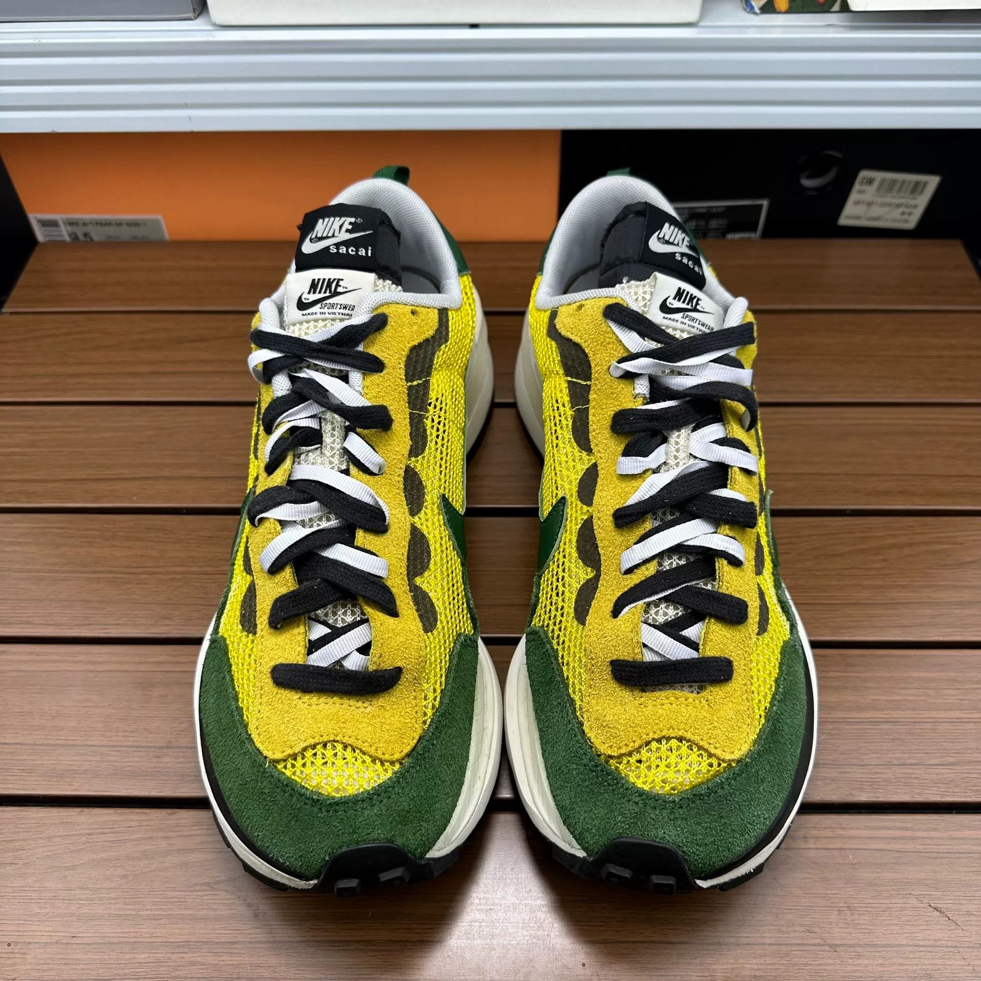 Sacai Sacai Collab Yellow Lowtop Sneakers 12 Men Size US 12 / EU 45 - 3 Thumbnail