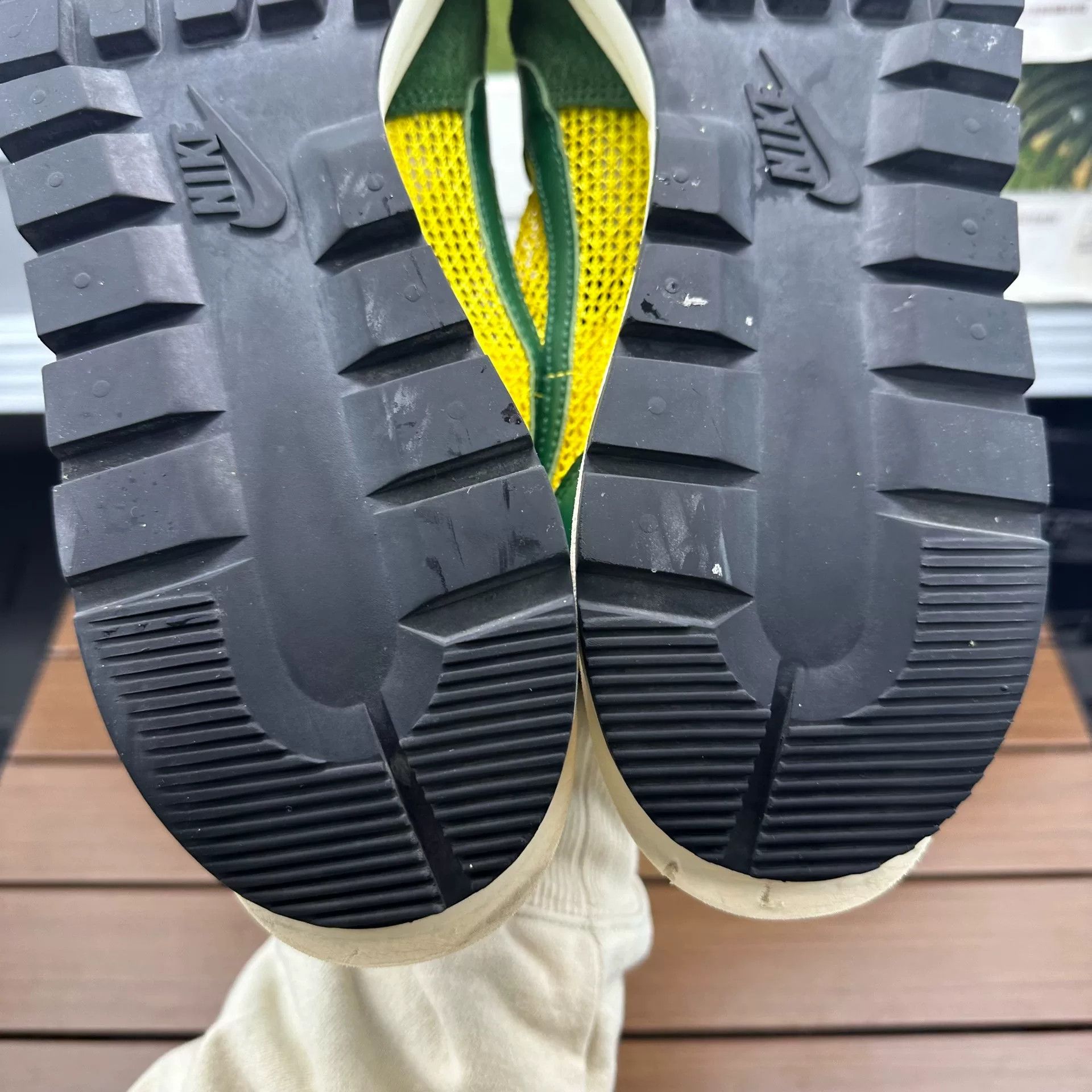 Sacai Sacai Collab Yellow Lowtop Sneakers 12 Men Size US 12 / EU 45 - 8 Thumbnail