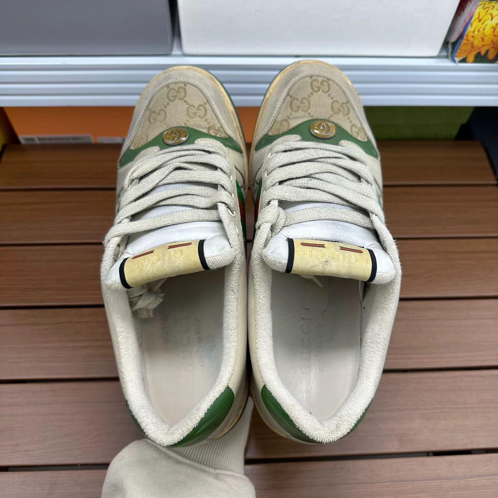 Gucci Gucci Distressed Lowtop Sneakers 8 Men Size US 8 / EU 41 - 4 Thumbnail
