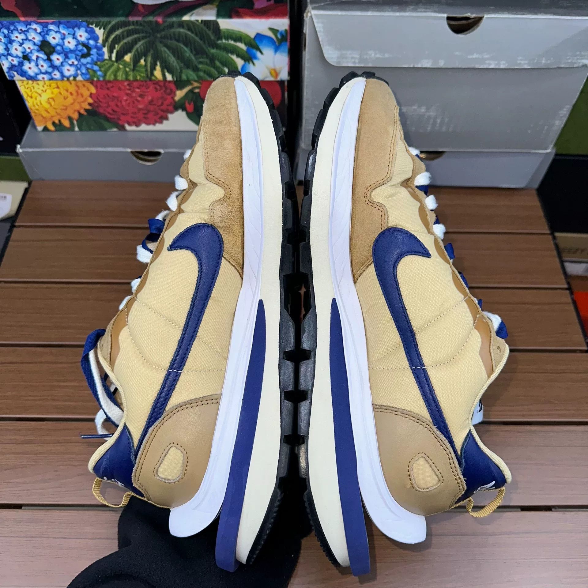 Sacai Sacai Collab Beige Lowtop Sneakers 12 Men Size US 12 / EU 45 - 3 Thumbnail