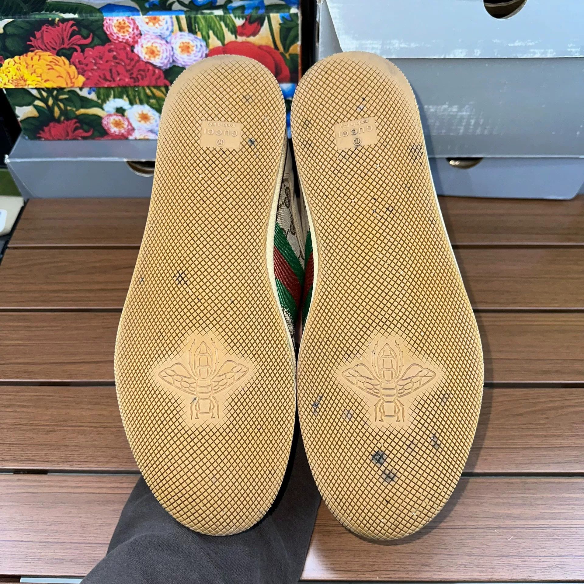 Gucci Gucci Distressed Lowtop Sneakers 9 Men Size US 9 / EU 42 - 6 Thumbnail