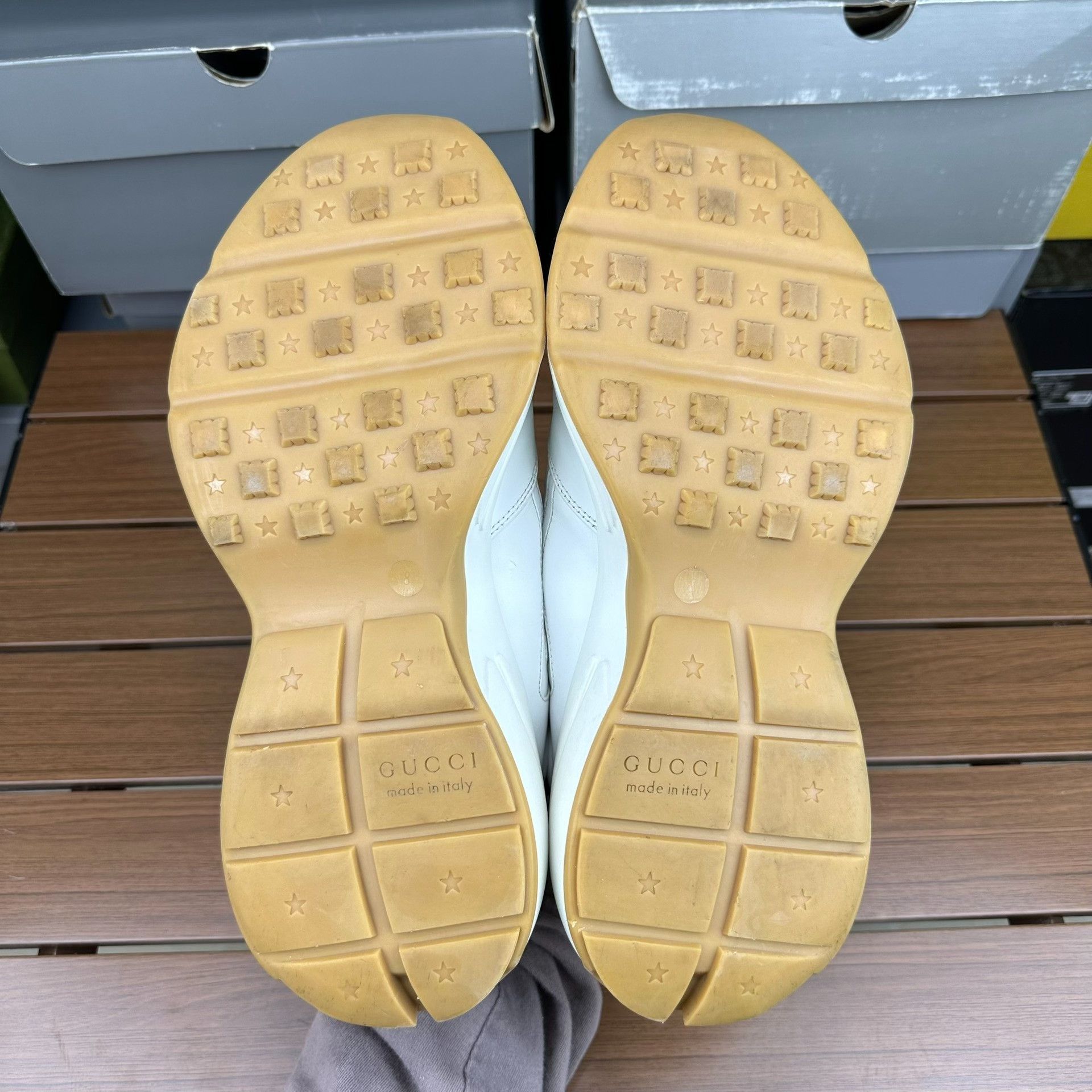 Gucci Gucci White Lowtop Sneakers 9 Men Size US 9 / EU 42 - 6 Thumbnail