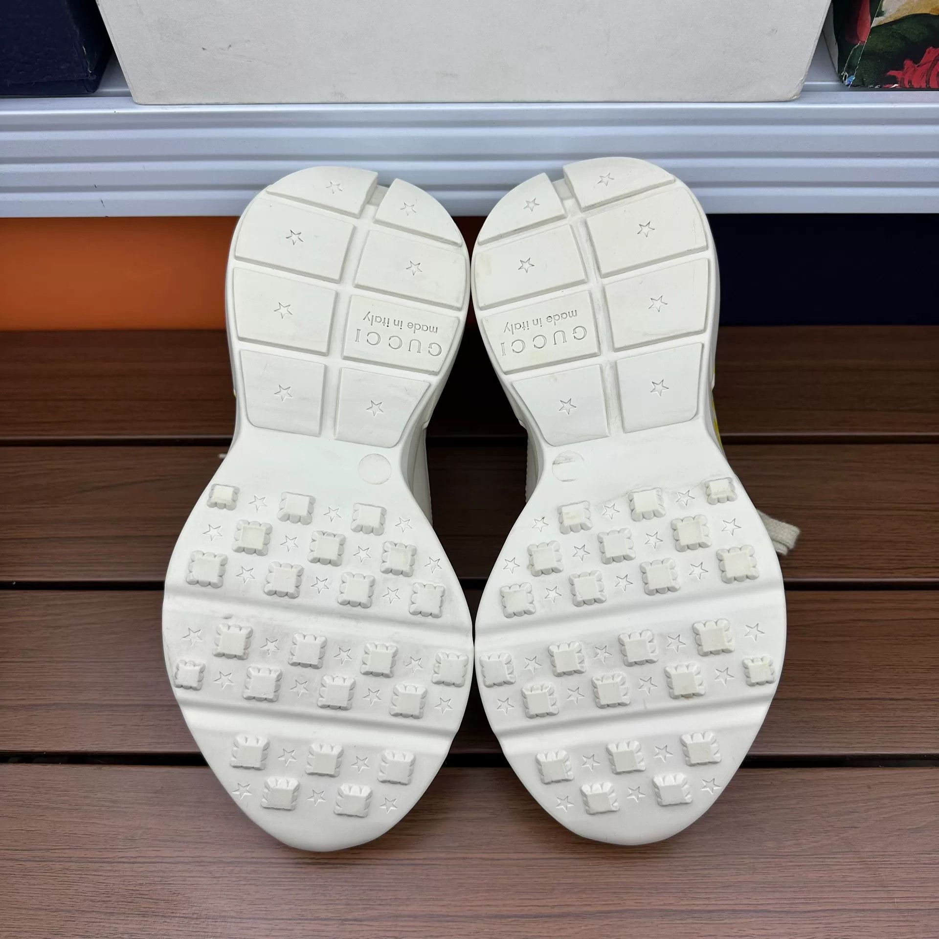 Gucci Gucci Tiger Lowtop Sneakers it_34-5 Women Size US 4.5 / IT 34.5 - 7 Thumbnail