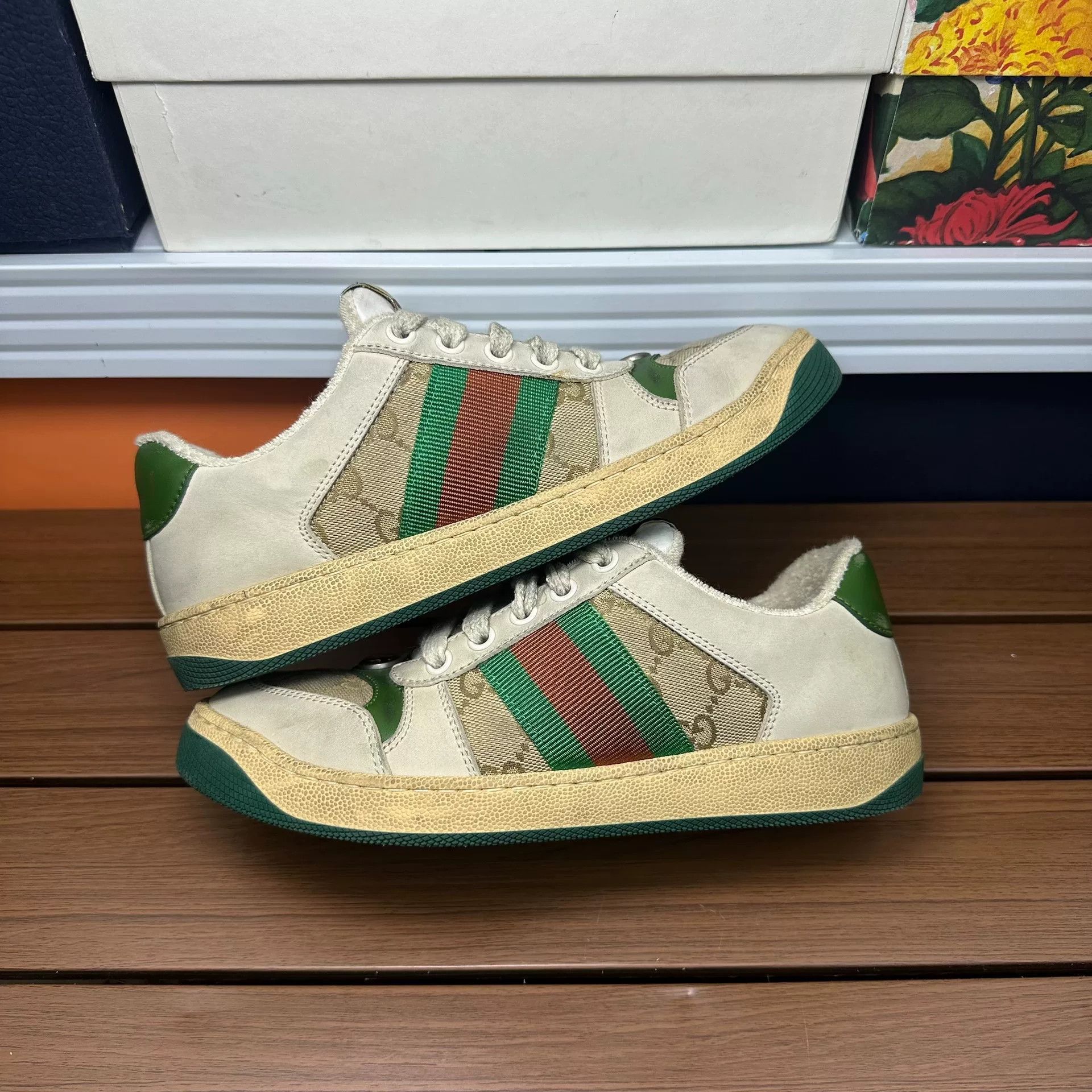 Gucci Gucci Distressed Green Lowtop Sneakers it_35-5 Women Size US 5.5 / IT 35.5 - 2 Thumbnail