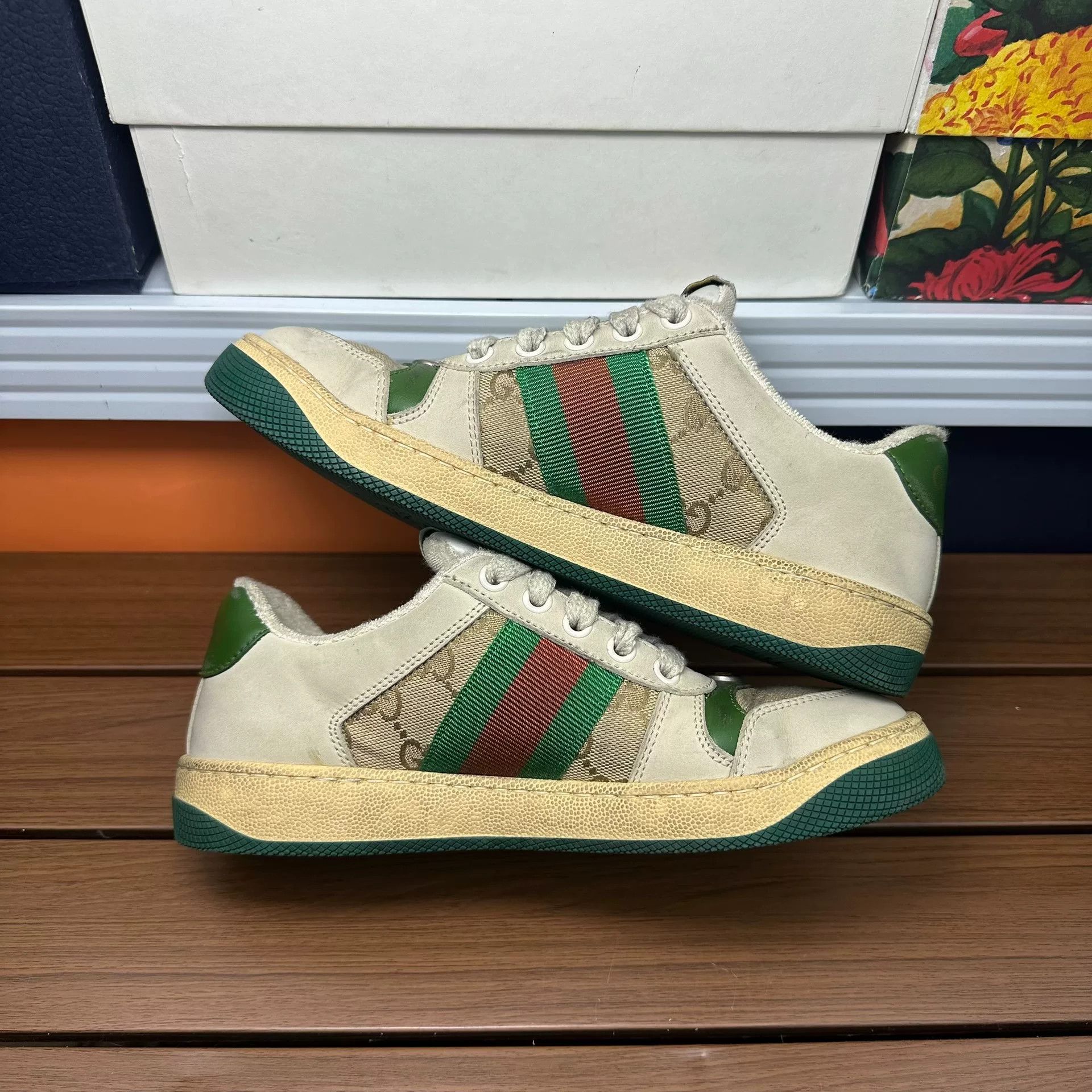 Gucci Gucci Distressed Green Lowtop Sneakers it_35-5 Women Size US 5.5 / IT 35.5 - 3 Thumbnail