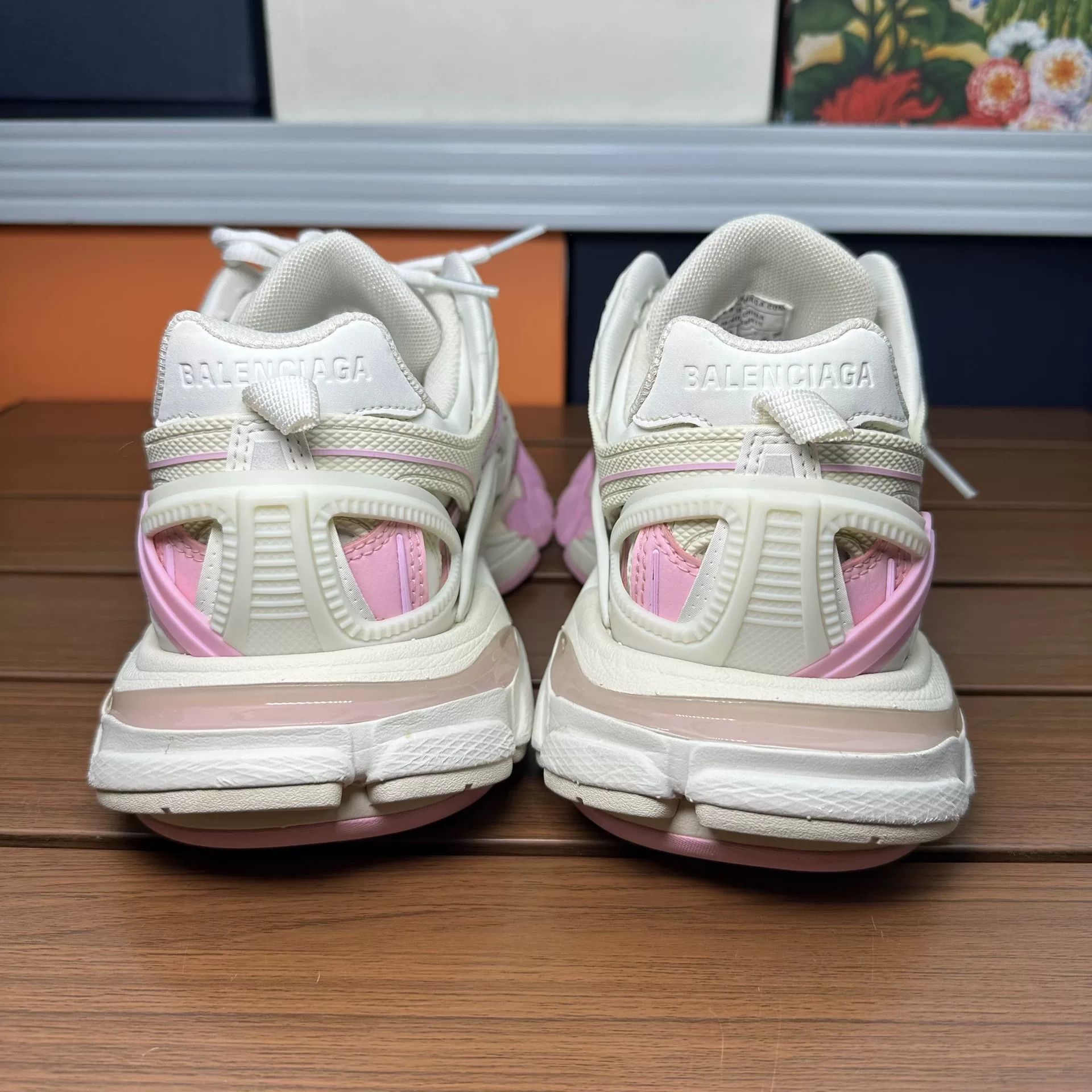 Balenciaga Balenciaga Pink Lowtop Sneakers it_37 Women Size US 7 / IT 37 - 6 Thumbnail
