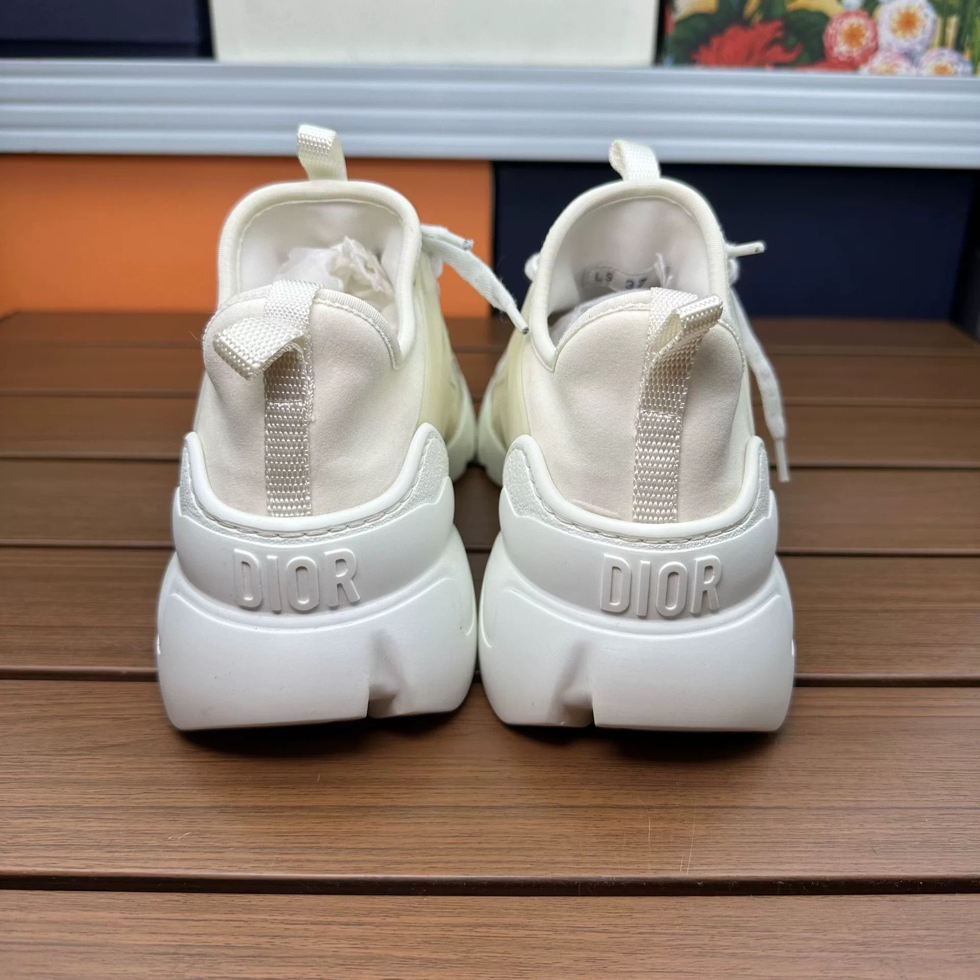 Dior Dior Casual White Lowtop Sneakers it_37 Women Size US 7 / IT 37 - 6 Thumbnail