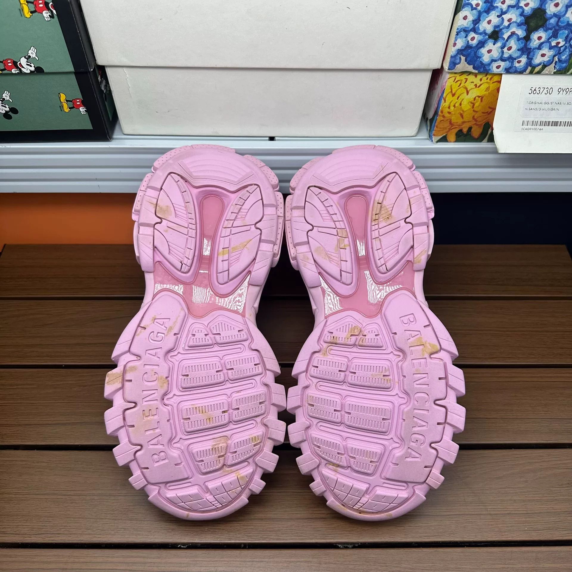 Balenciaga Balenciaga Pink Lowtop Sneakers it_37 Women Size US 7 / IT 37 - 7 Thumbnail
