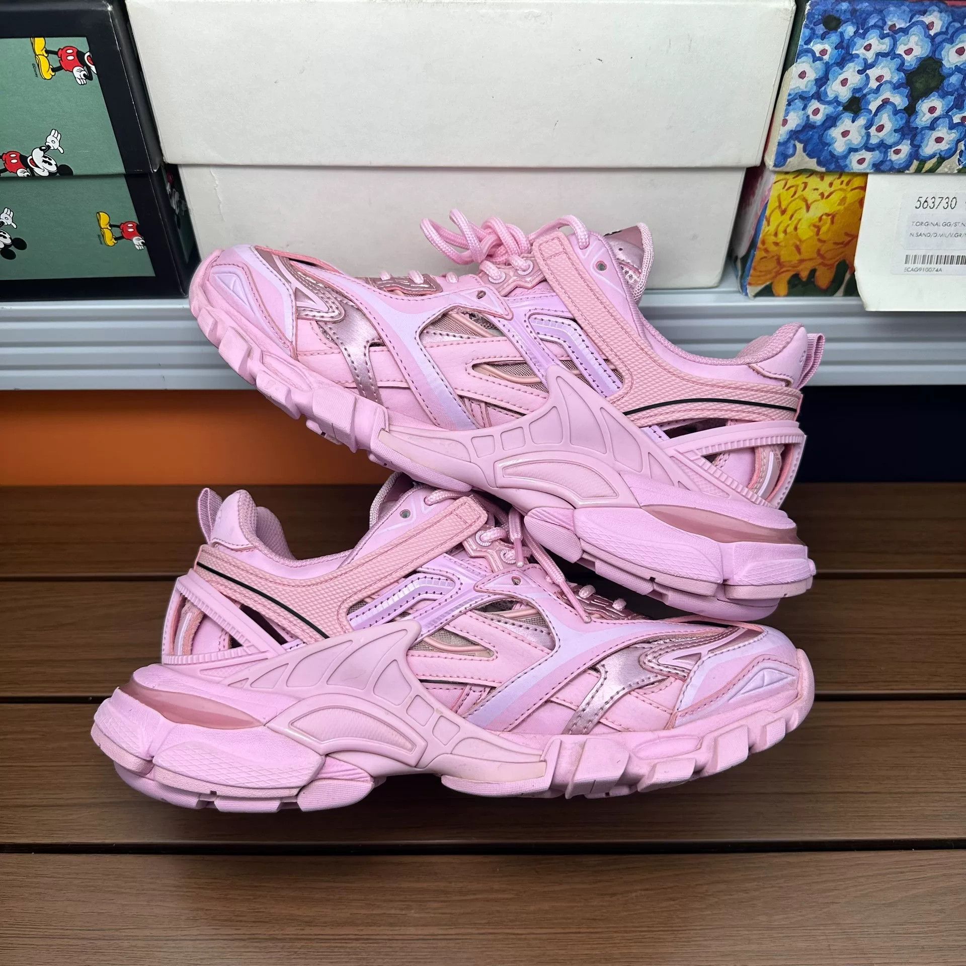 Balenciaga Balenciaga Pink Lowtop Sneakers it_37 Women Size US 7 / IT 37 - 2 Thumbnail