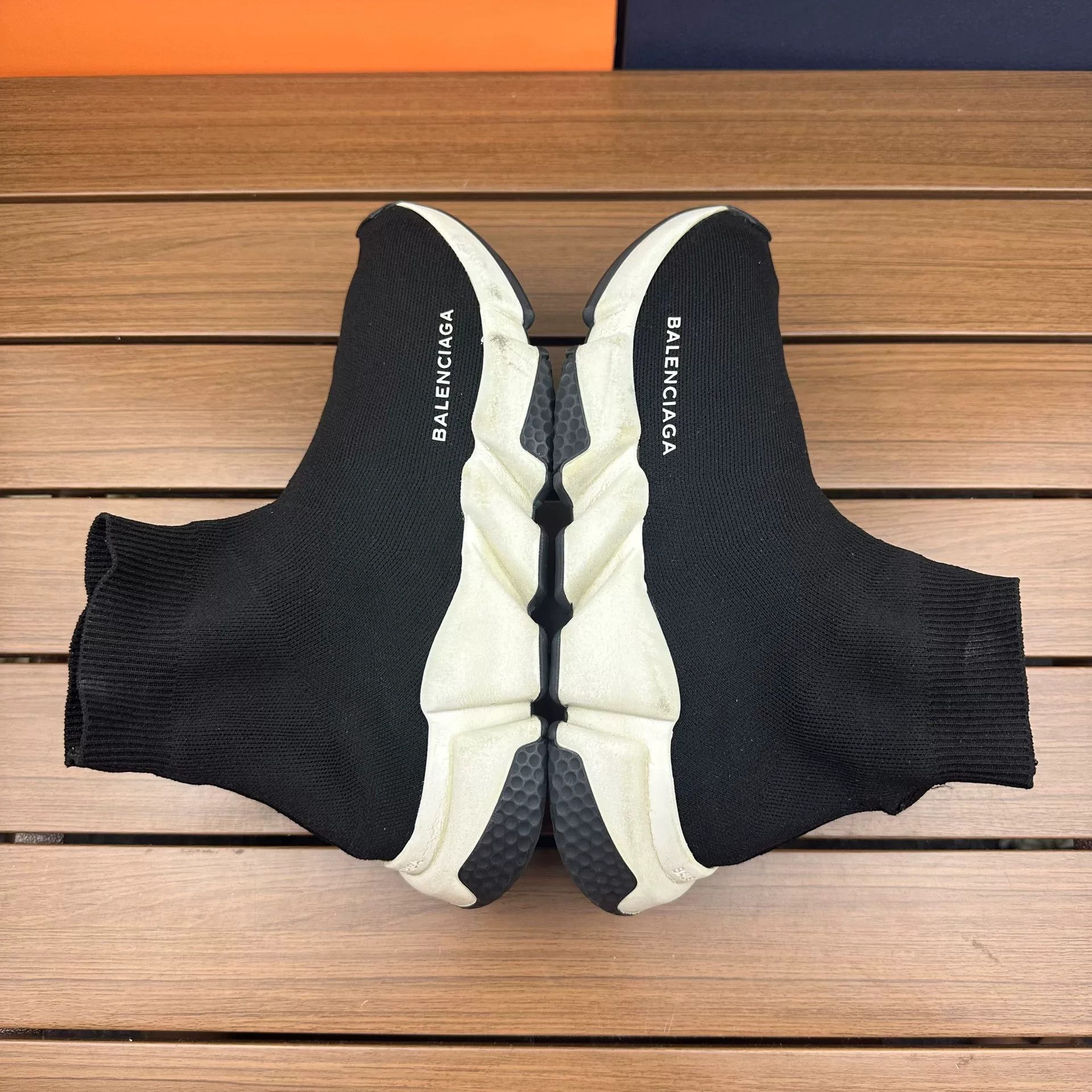 Balenciaga Balenciaga Black Hitop Sneakers it_38 Women Size US 8 / IT 38 - 2 Thumbnail