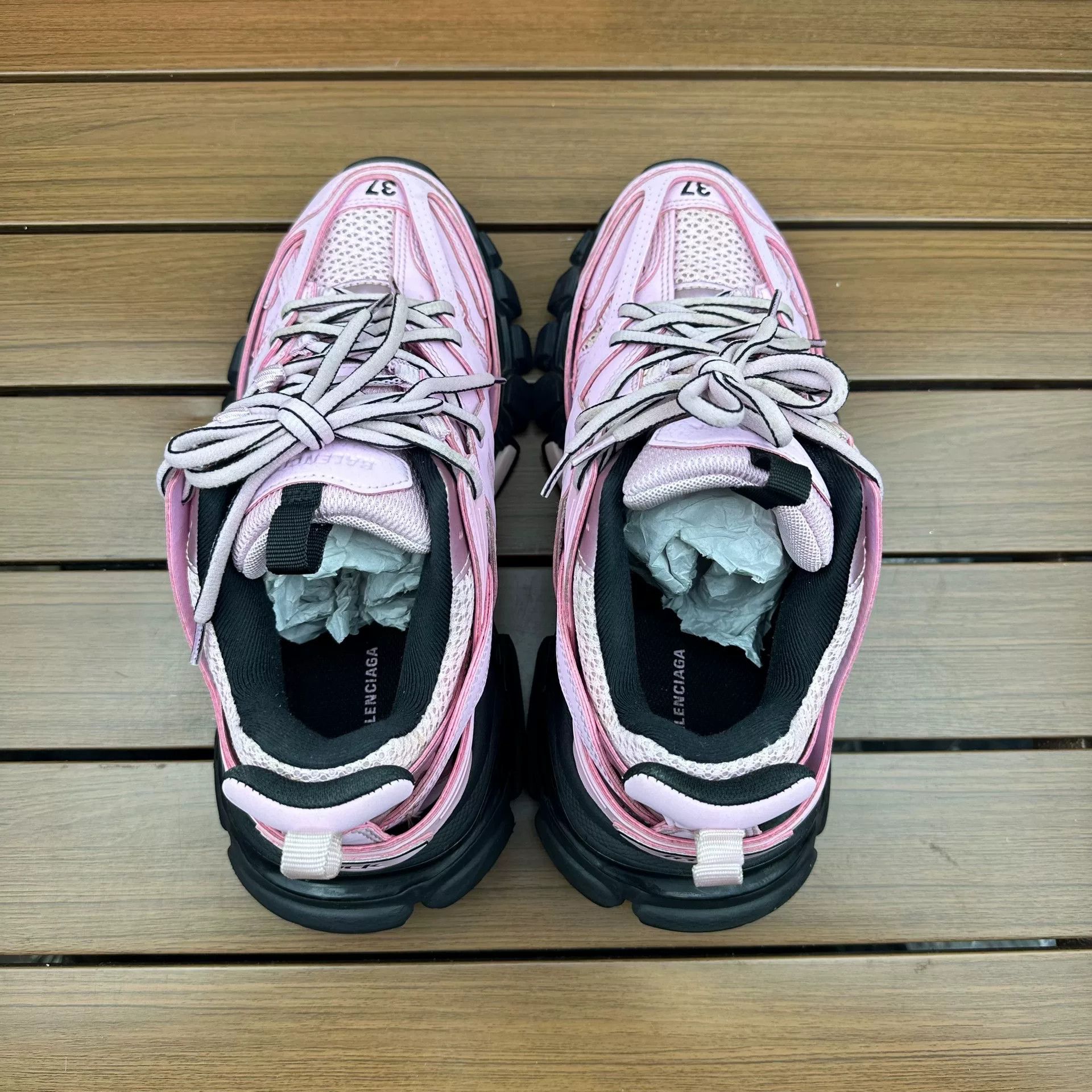 Balenciaga Balenciaga Pink Lowtop Sneakers it_37 Women Size US 7 / IT 37 - 5 Thumbnail