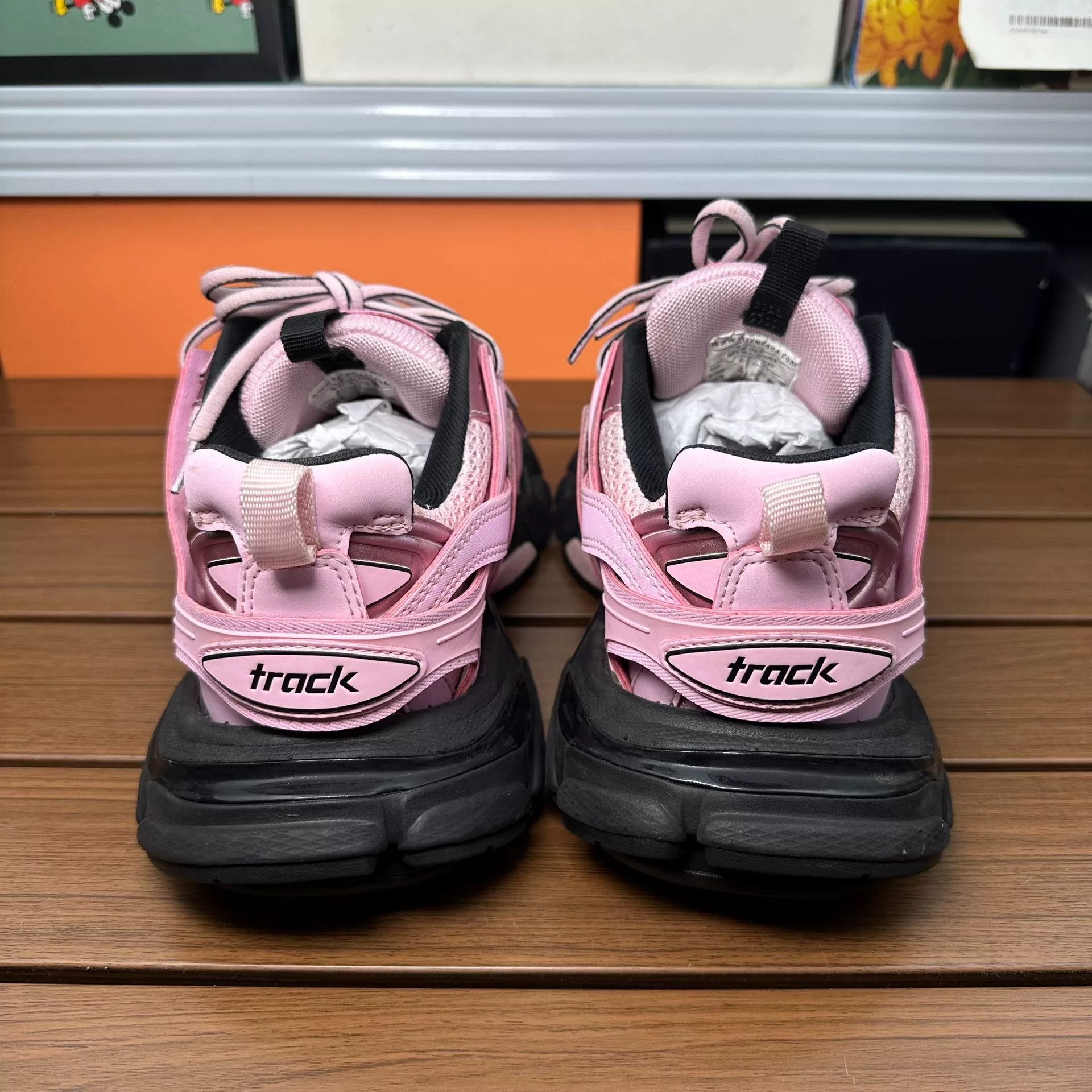 Balenciaga Balenciaga Pink Lowtop Sneakers it_37 Women Size US 7 / IT 37 - 6 Thumbnail