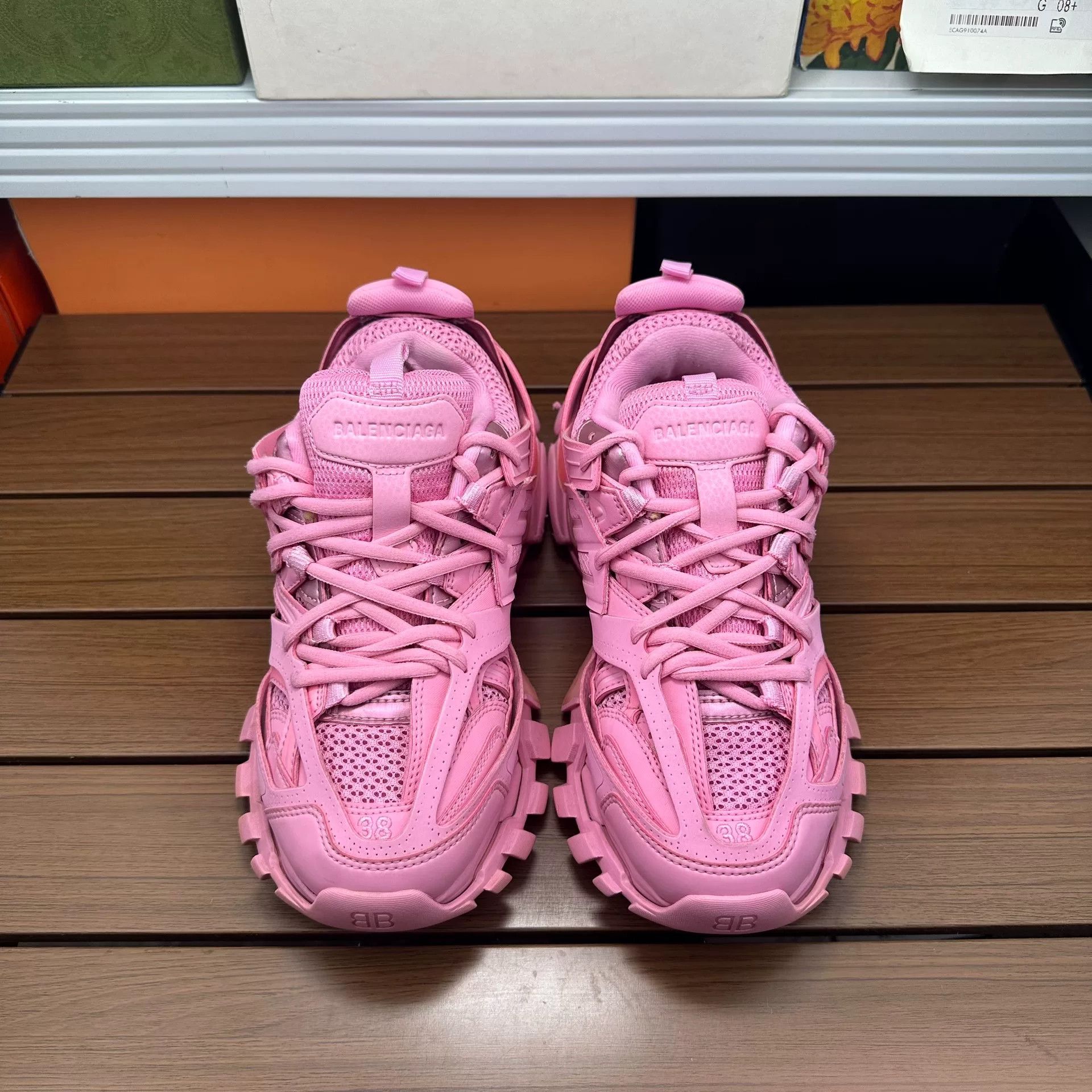Balenciaga Balenciaga Pink Lowtop Sneakers it_38 Women Size US 8 / IT 38 - 3 Thumbnail