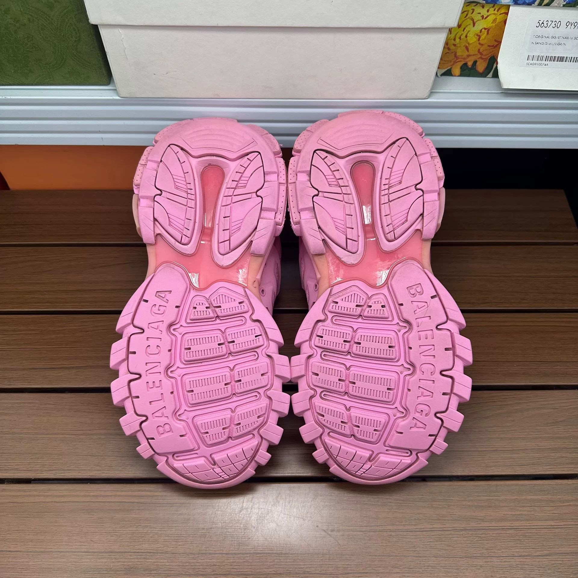 Balenciaga Balenciaga Pink Lowtop Sneakers it_38 Women Size US 8 / IT 38 - 6 Thumbnail