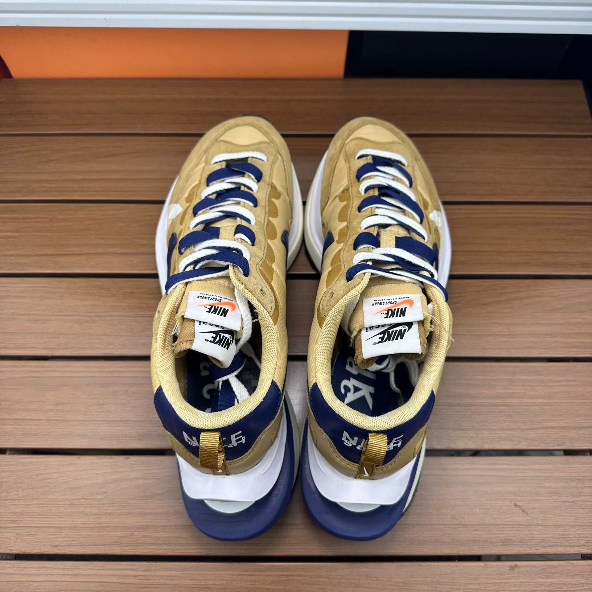 Sacai Sacai Collab Beige Lowtop Sneakers 12 Men Size US 12 / EU 45 - 5 Thumbnail