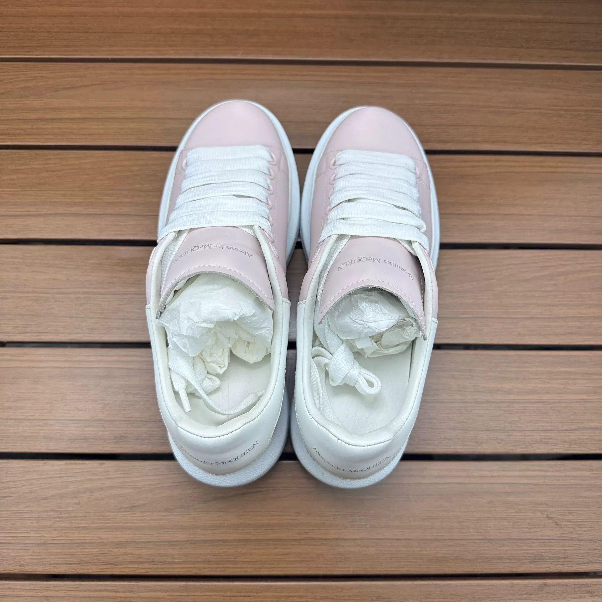 Alexander McQueen Alexander McQueen Pink Lowtop Sneakers it_35 Women Size US 5 / IT 35 - 4 Thumbnail