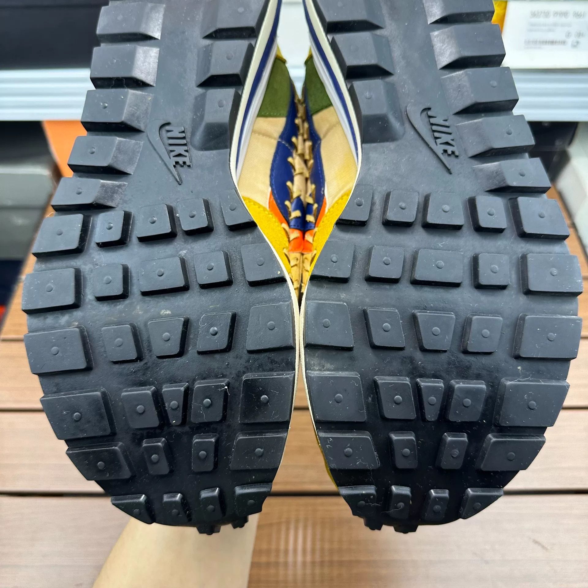Sacai Sacai Collab Yellow Hitop Sneakers 11 Men Size US 11 / EU 44 - 7 Thumbnail