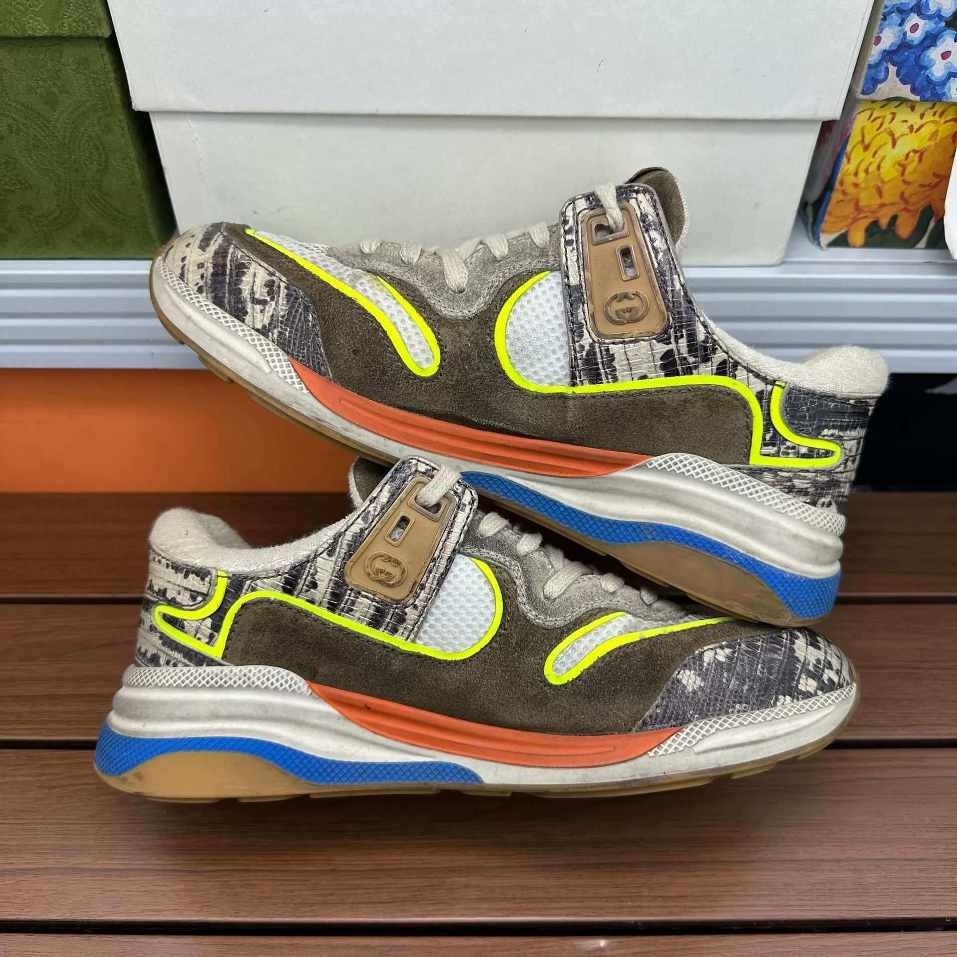 Gucci Gucci Gray Lowtop Sneakers it_37-5 Women Size US 7.5 / IT 37.5 - 2 Thumbnail