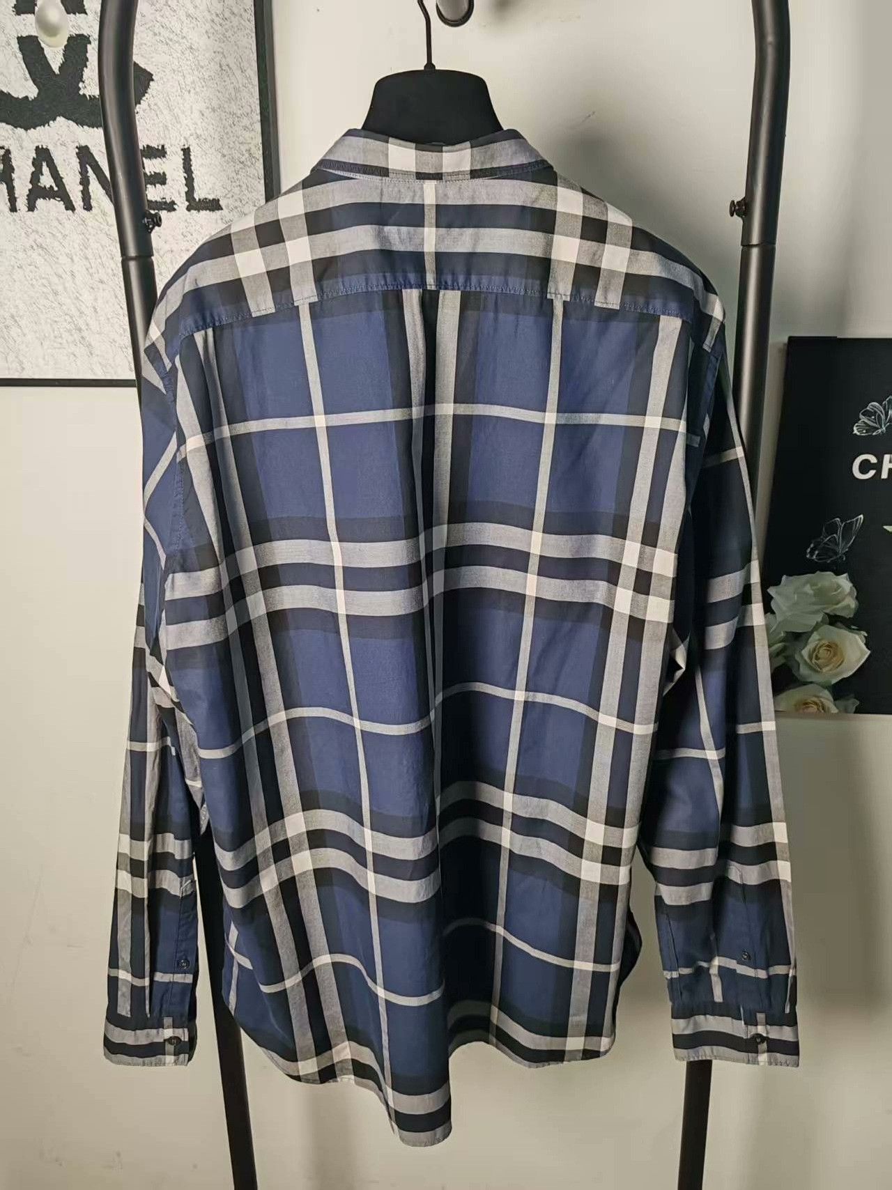 Burberry Burberry Plaid White Shirt xxl Men Size US XXL / EU 58 / 5 - 2 Thumbnail