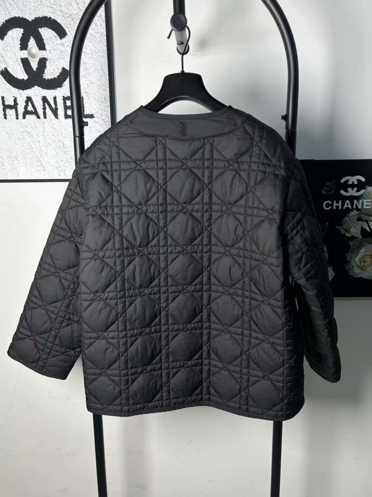 Dior Dior Cotton White Down Jacket M Women Size M / US 6-8 / IT 42-44 - 2 Thumbnail