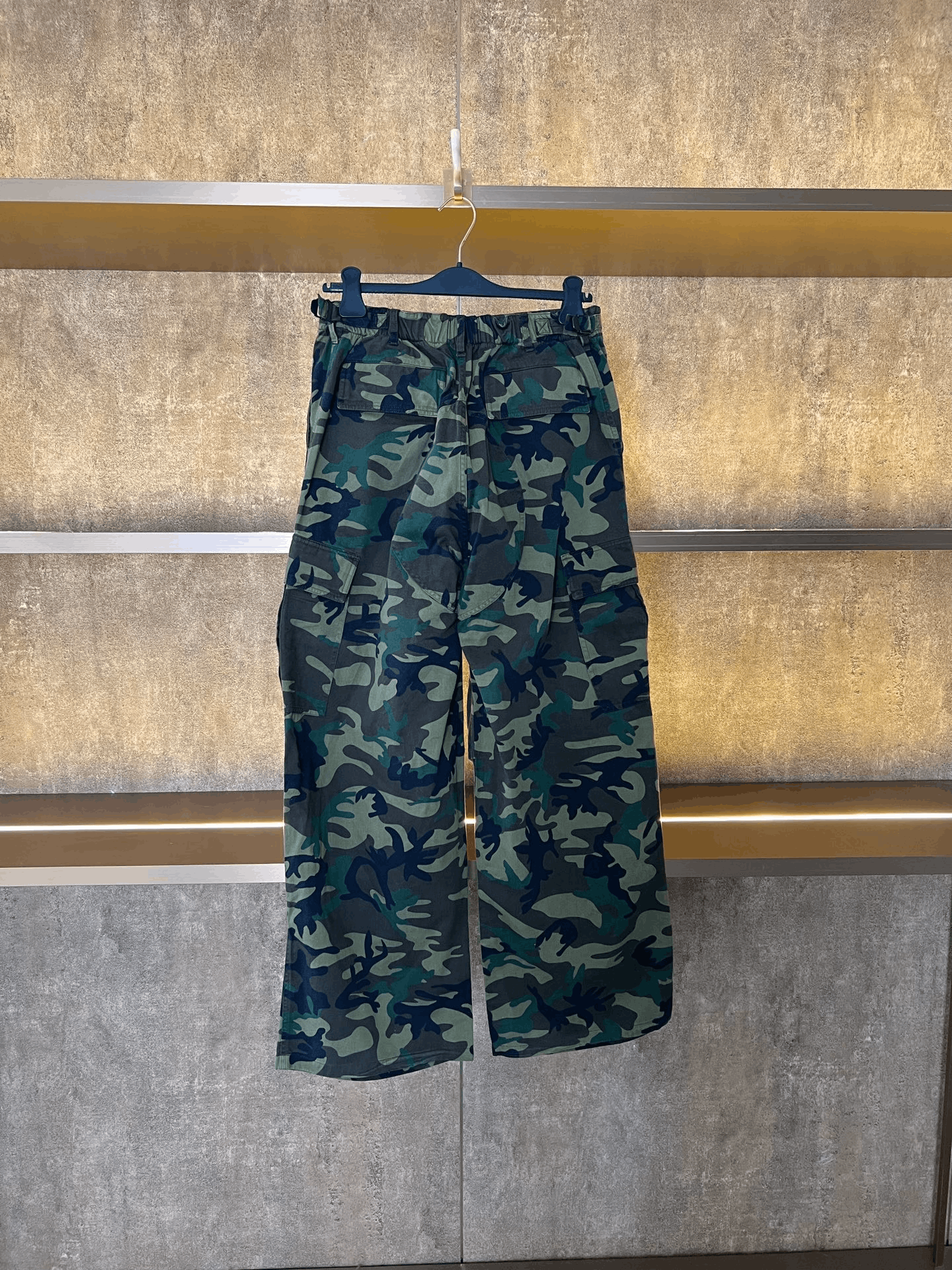 Balenciaga Balenciaga Camouflage Cargo Pants Size 34" / US 12 / IT 48 - 2 Thumbnail