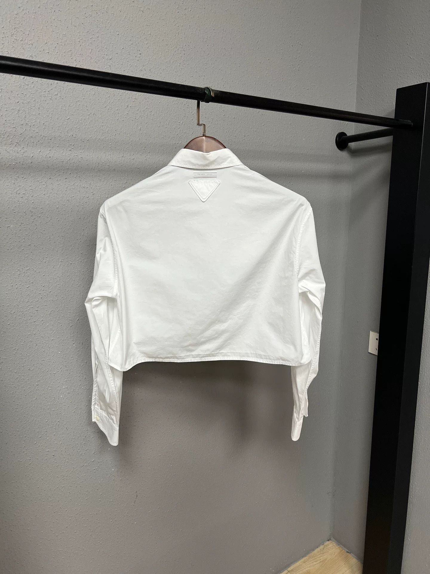 Prada Prada Cotton Triangle Logo Shirt Size S / US 4 / IT 40 - 2 Thumbnail