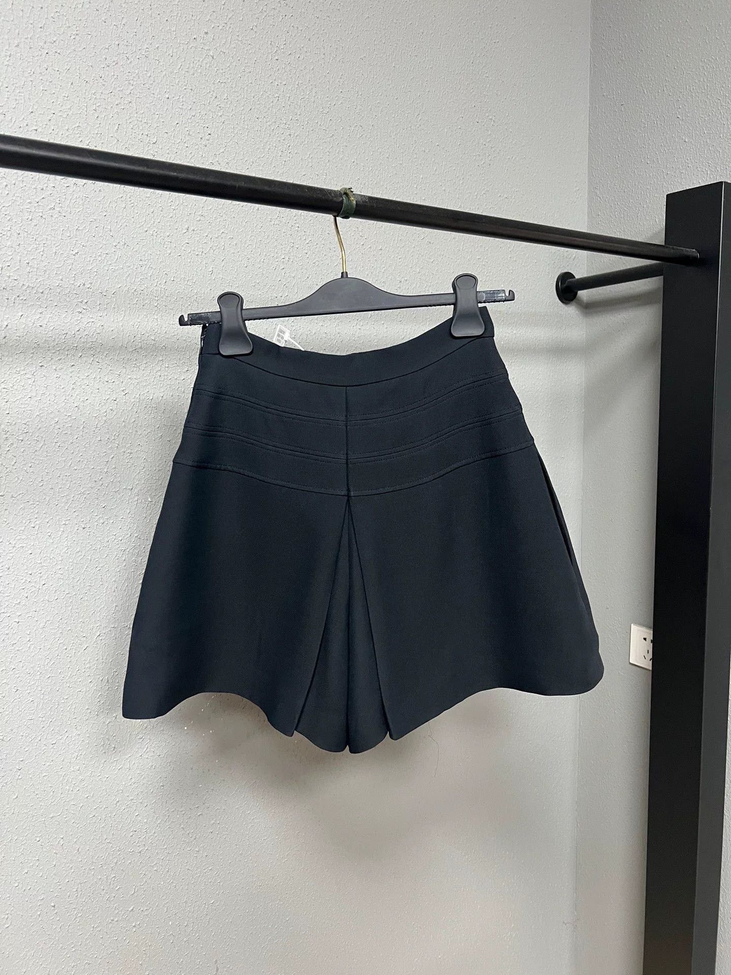 Dior Dior Wool Skort Size 34" / US 12 / IT 48 - 2 Thumbnail