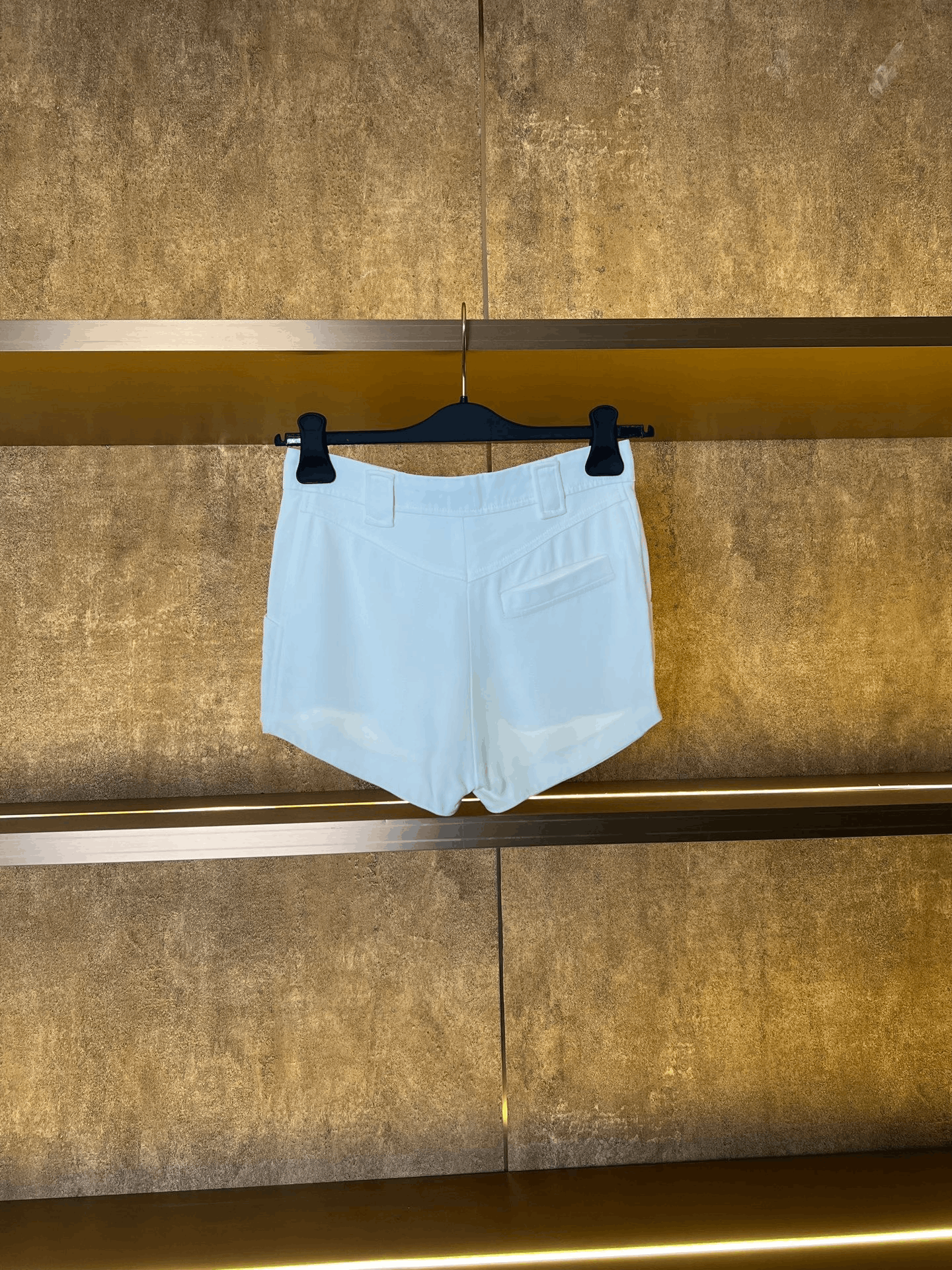 Louis Vuitton LV Shorts Size 34 Size US 34 / EU 50 - 2 Thumbnail