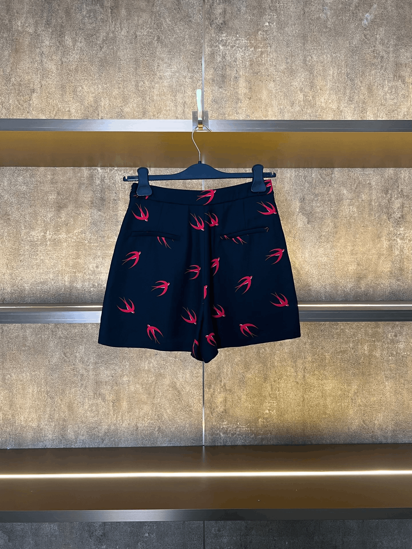 Miu Miu Miumiu Black Red Swallow Shorts Size 38" / US 16 / IT 52 - 2 Thumbnail