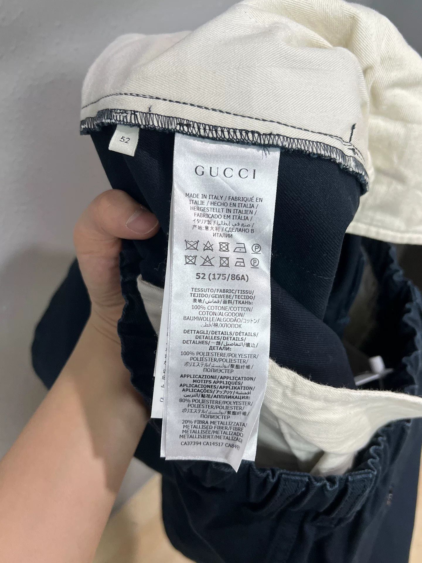 Gucci Gucci Slogan Stripe Shorts Size US 36 / EU 52 - 4 Thumbnail