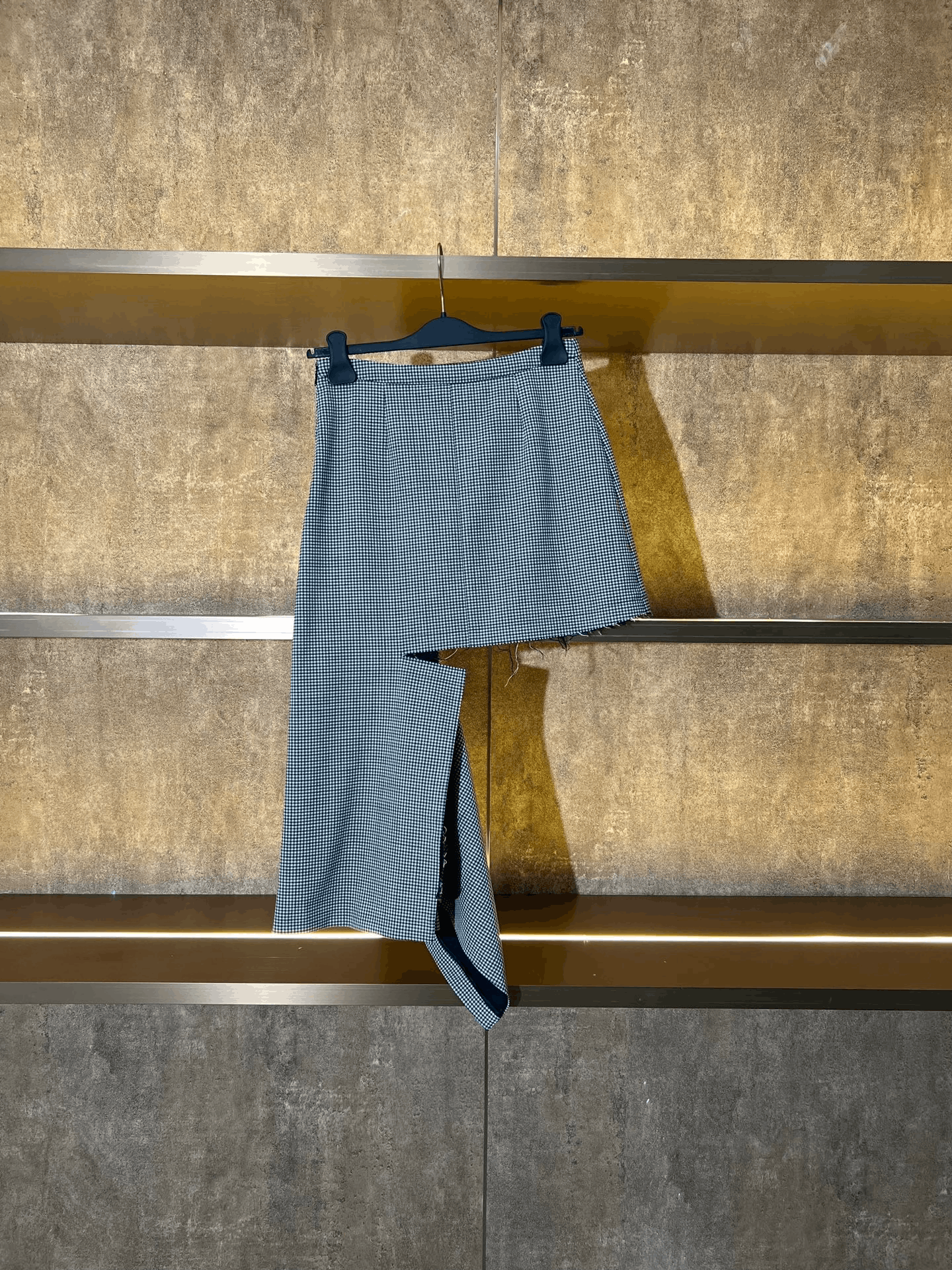 Balenciaga Balenciaga Distressed Skirt Size 36" / US 14 / IT 50 - 2 Thumbnail