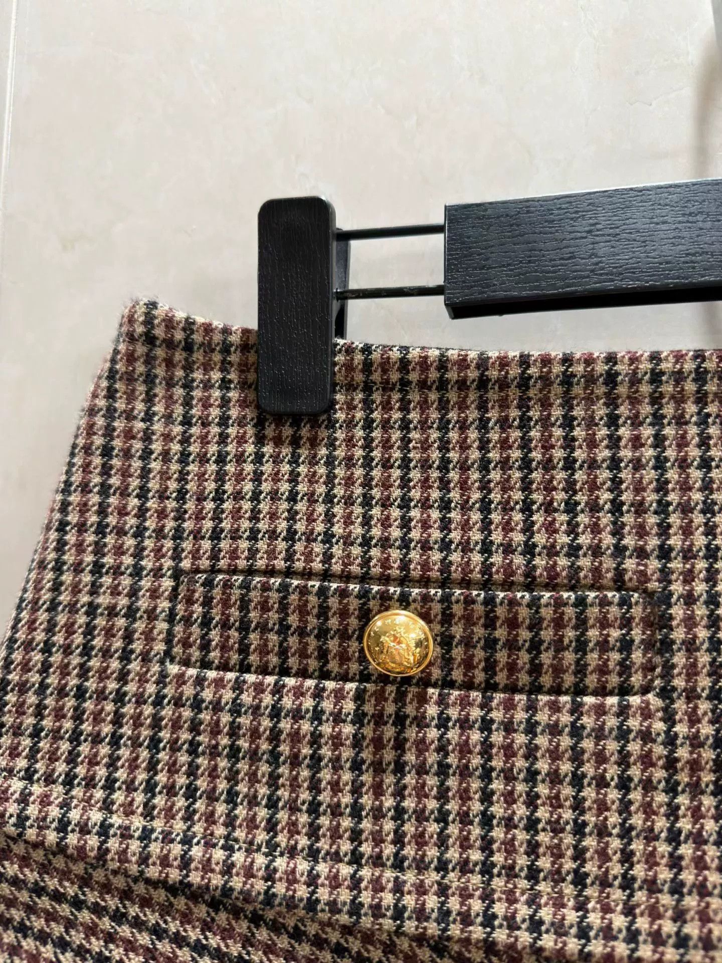 Celine Celine Houndstooth Wool Ruffle Mini Skirt Size 38" / US 16 / IT 52 - 2 Thumbnail