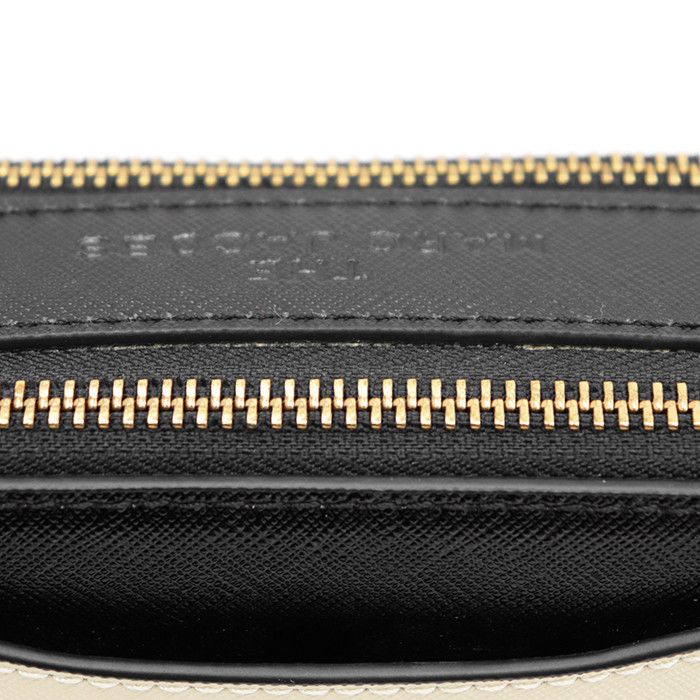 Marc Jacobs Marc Jacobs MARC JACOBS THE SNAPSHOT Leather Camera Bag Leather Shoulder Bag DUTY FREE for USA Size ONE SIZE - 8 Thumbnail