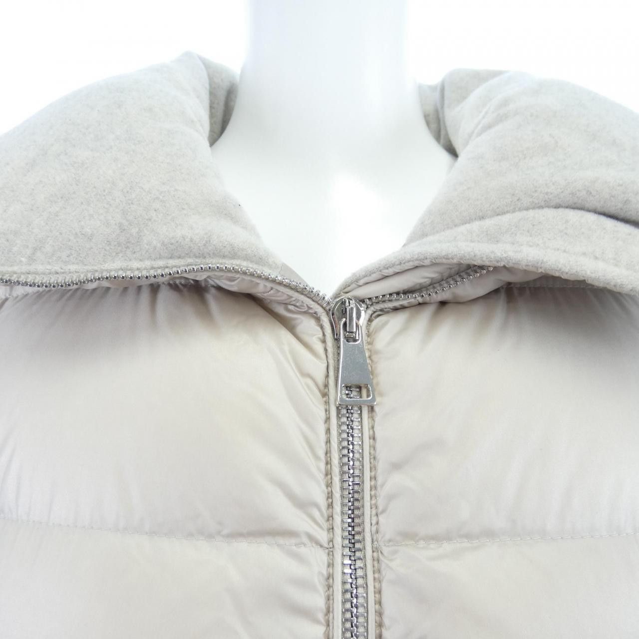 Moncler Moncler Moncler TORCYN Down Jacket Textile Outerwear TORCYN DUTY FREE for USA Size ONE SIZE - 7 Thumbnail