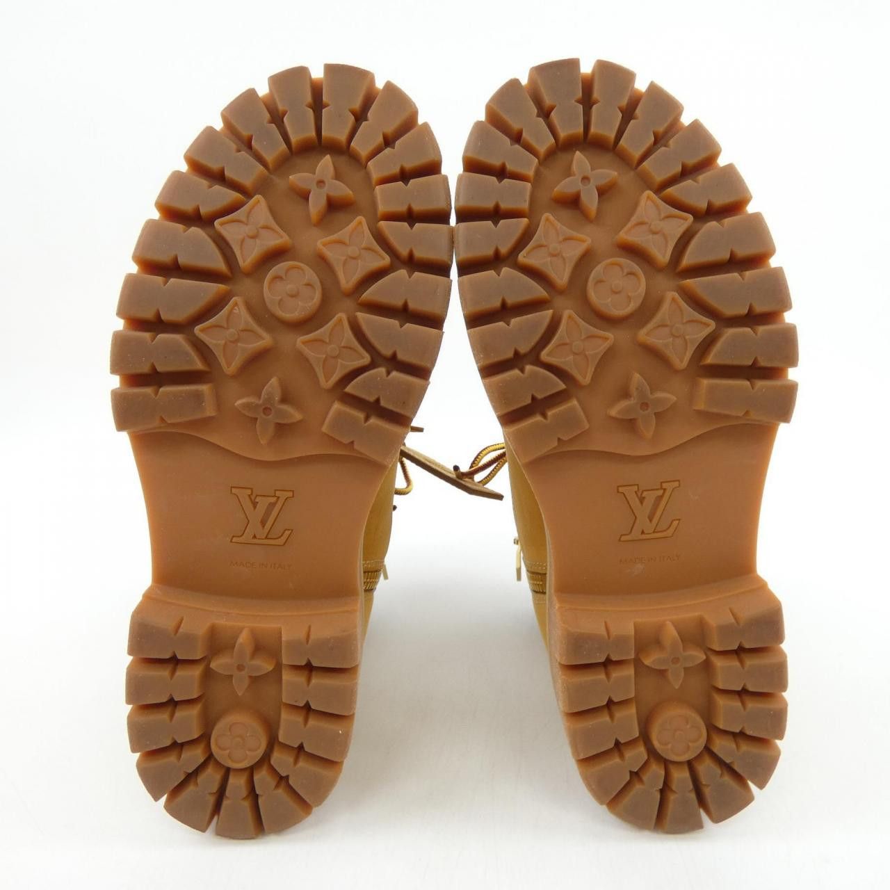 Louis Vuitton Louis Vuitton Louis Vuitton LVxTIMBERLAND Ankle Boots Leather Shoes DUTY FREE for USA Size ONE SIZE - 4 Thumbnail