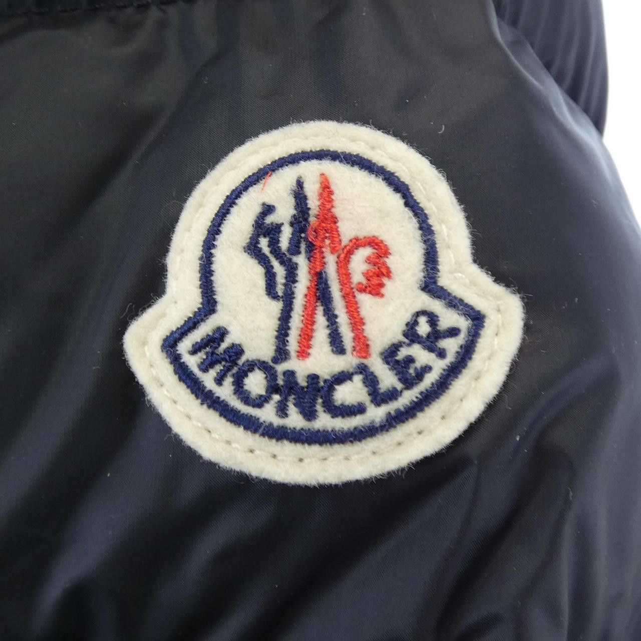 Moncler Moncler Moncler HERMIFUR Down Coat Textile Outerwear HERMIFUR DUTY FREE for USA Size ONE SIZE - 8 Thumbnail
