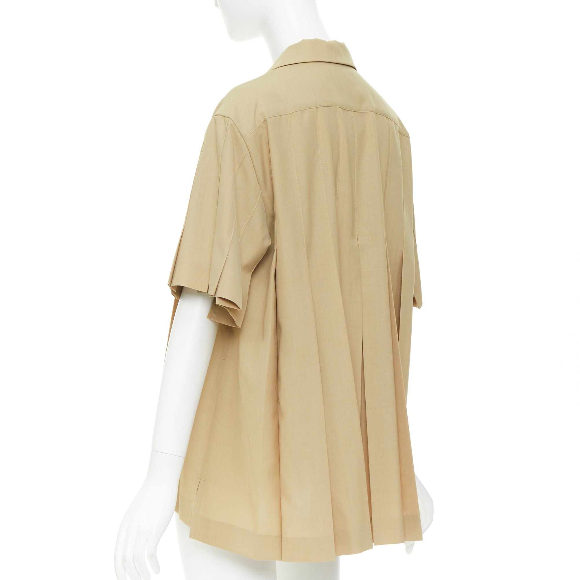 Sacai SACAI 2023 Runway khaki pleated pocketed short sleeve suiting boxy shirt JP1 S Size S / US 4 / IT 40 - 6 Thumbnail