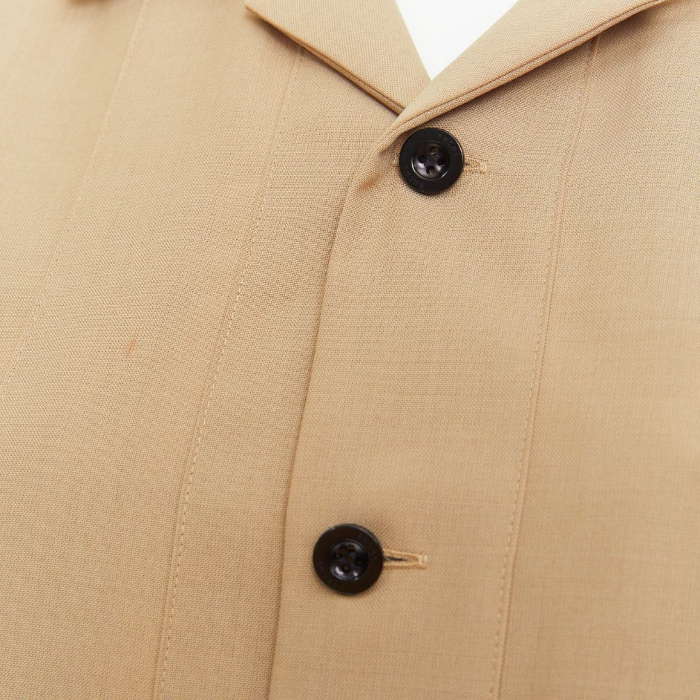 Sacai SACAI 2023 Runway khaki pleated pocketed short sleeve suiting boxy shirt JP1 S Size S / US 4 / IT 40 - 7 Thumbnail