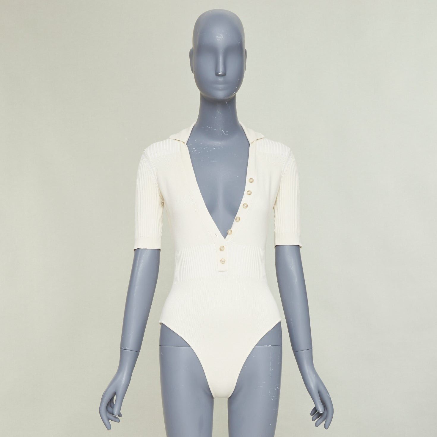 Jacquemus JACQUEMUS Le Body Yauco ivory viscose blend ribbed knit polo bodysuit top FR36 S Size S / US 4 / IT 40 - 9 Thumbnail