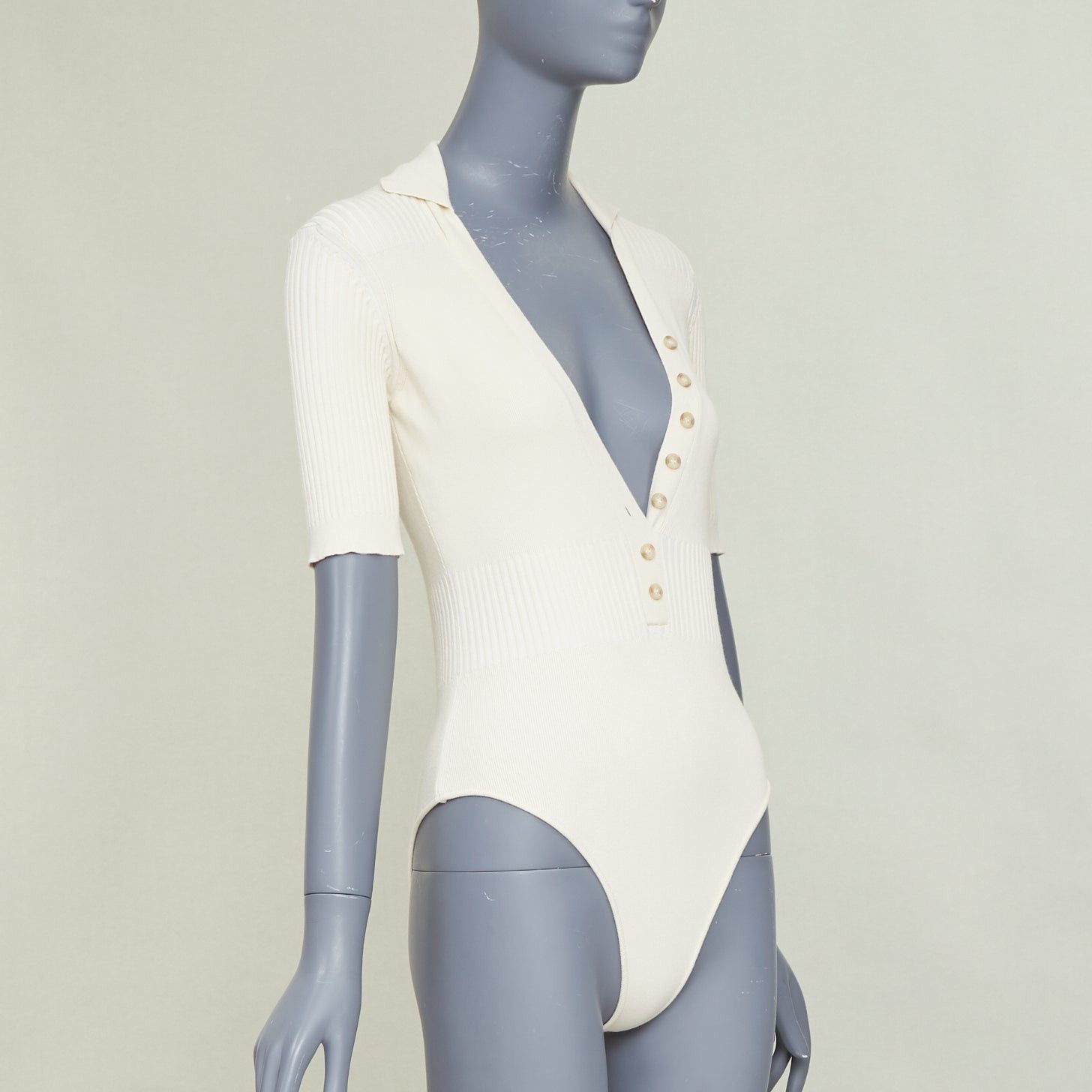 Jacquemus JACQUEMUS Le Body Yauco ivory viscose blend ribbed knit polo bodysuit top FR36 S Size S / US 4 / IT 40 - 3 Thumbnail