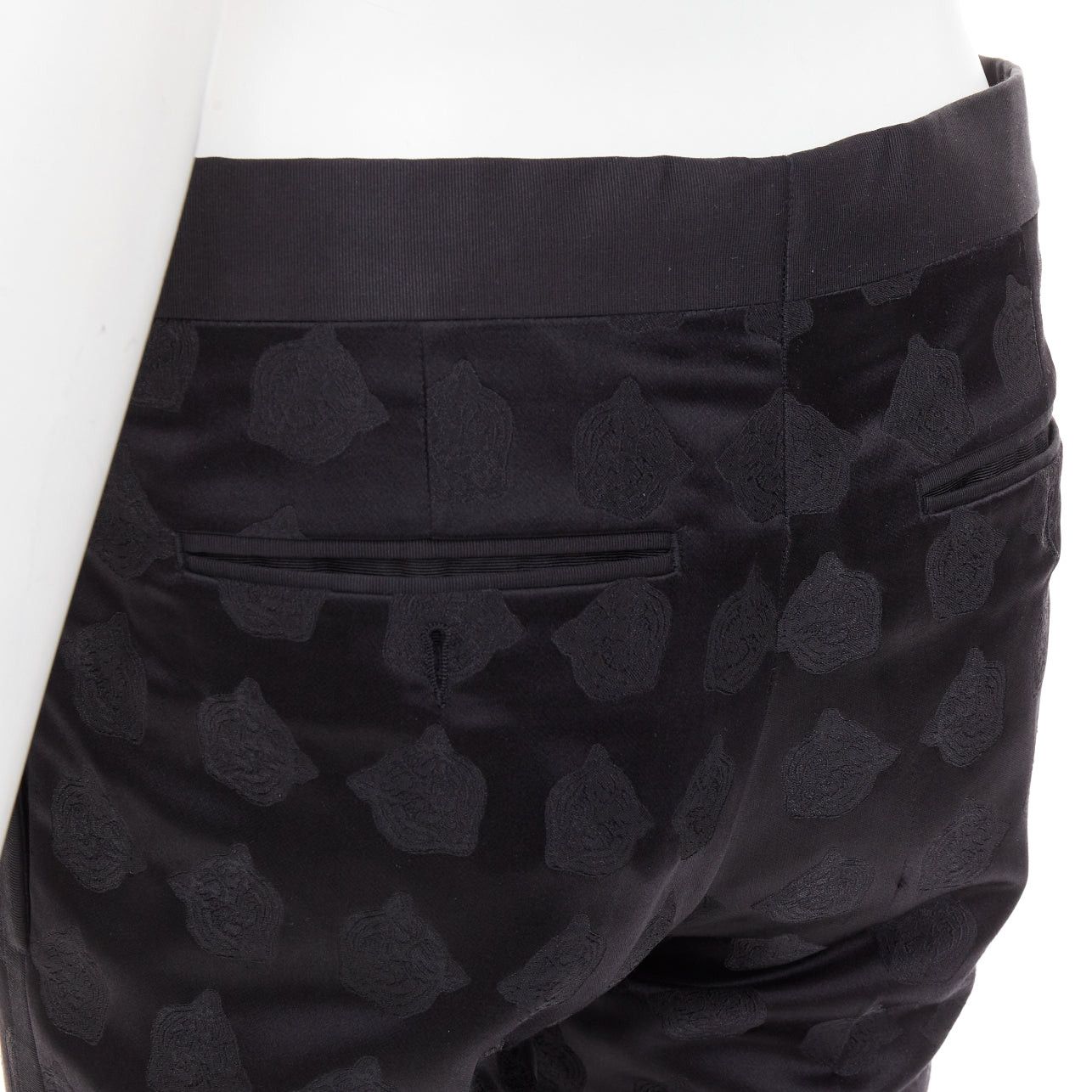 Gucci GUCCI black silk blend tiger head jacquard mid waist cropped dress pants IT44 XS Size US 26 / EU 42 - 7 Thumbnail
