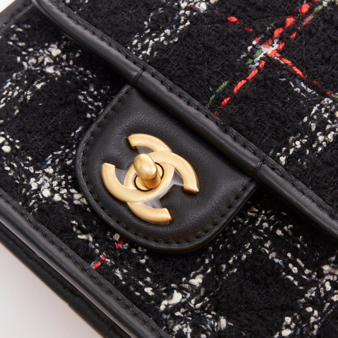 Chanel CHANEL 22K Small Flap Tweed School Memory black tweed gold crossbody bag Size ONE SIZE - 7 Thumbnail