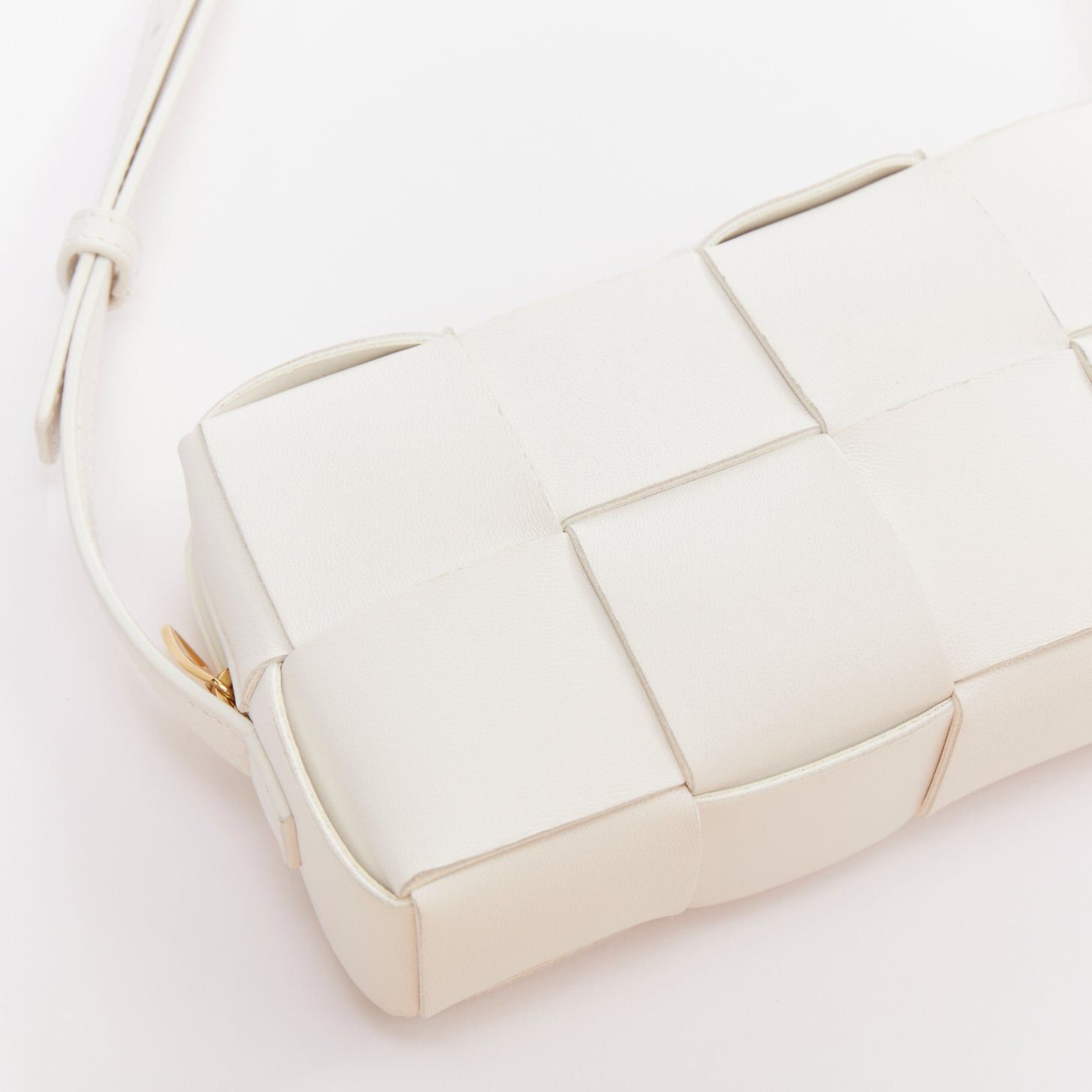 Bottega Veneta BOTTEGA VENETA Mini Cassette white lambskin Maxi Intrecciato crossbody bag Size ONE SIZE - 7 Thumbnail
